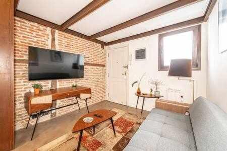 Peaceful Y Beautiful Apt In La Latina *