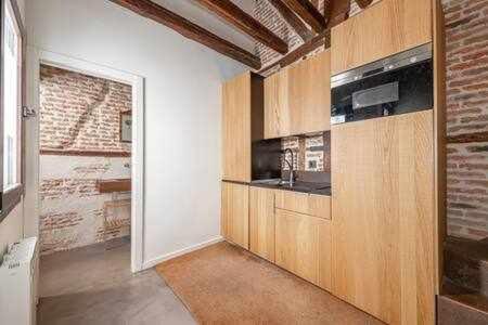 Peaceful Y Beautiful Apt In La Latina