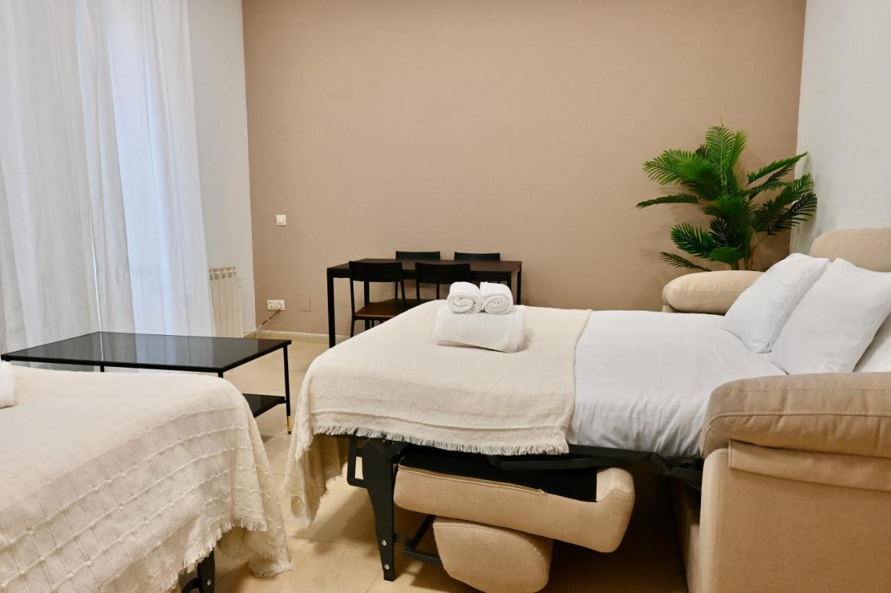 For Acogedor Temporal De 1 Y Salon, A Pasos De Gran Via Inf3d Appartamento