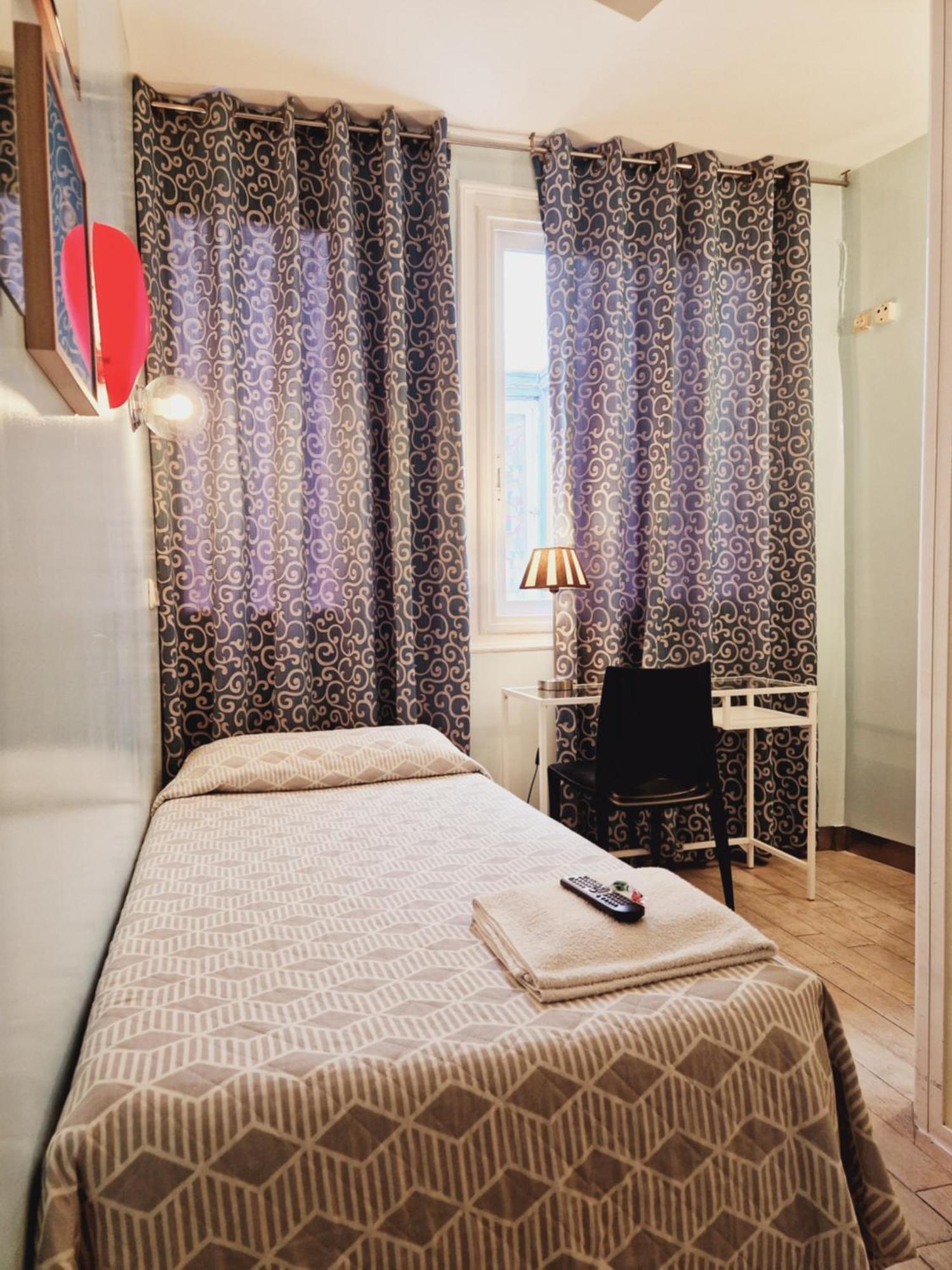 Casa De Huespedes Dolce 2* Madrid