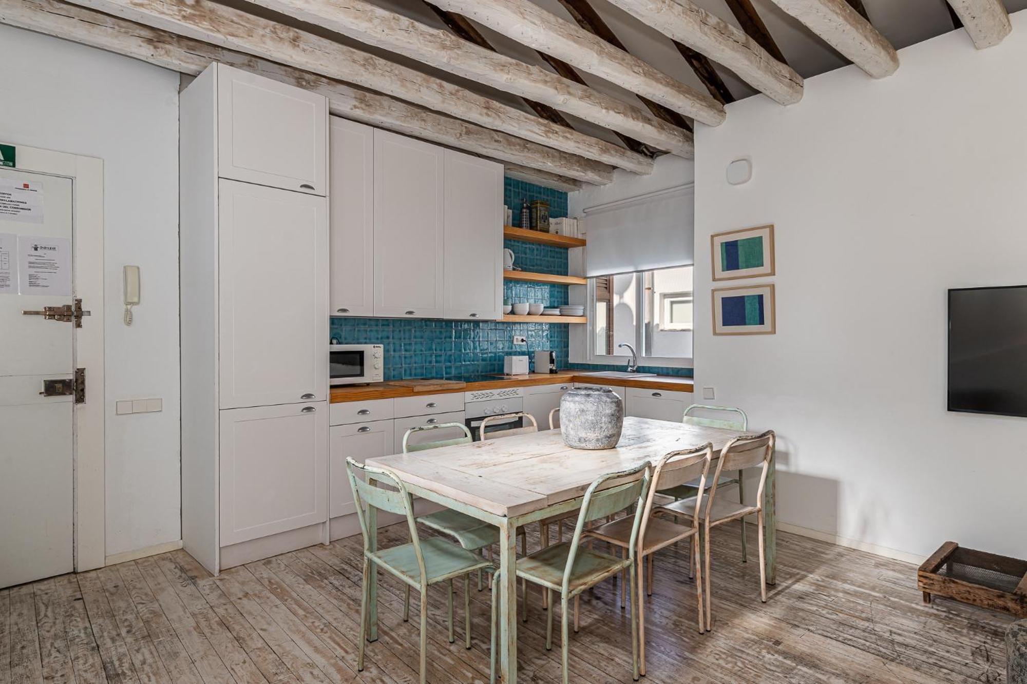 Bnbholder Stunning Duplex Sol Apartment Madrid