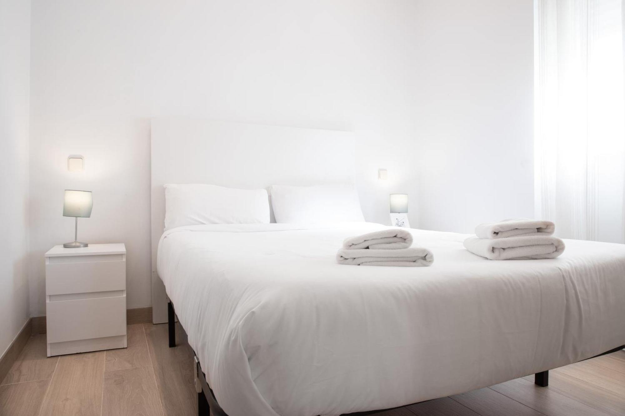 10 Min De Aeropuerto Y 3 Min De Ifema Apartamento Madrid