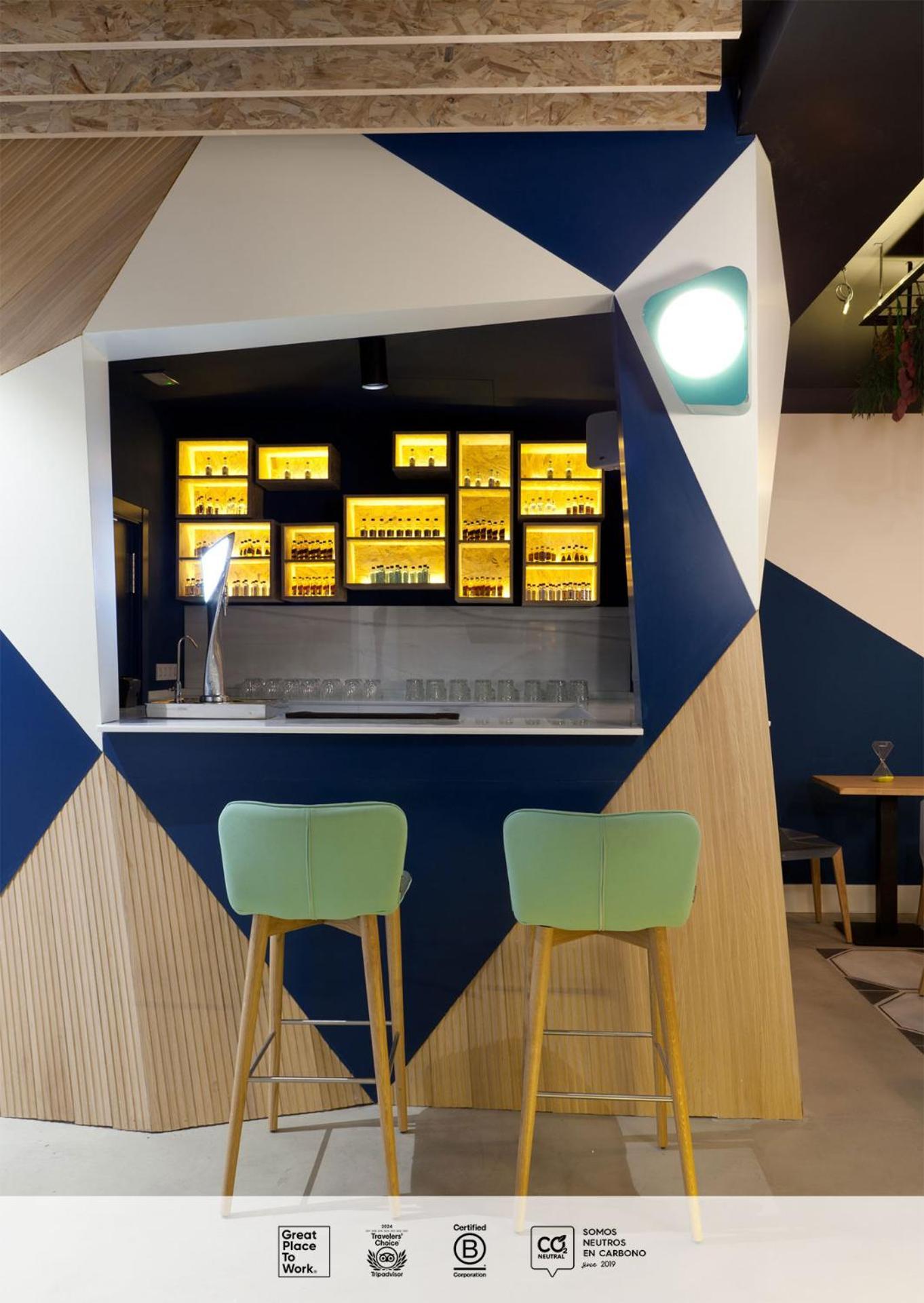 Sleep'n Atocha - B Corp Certified Guest house 2*