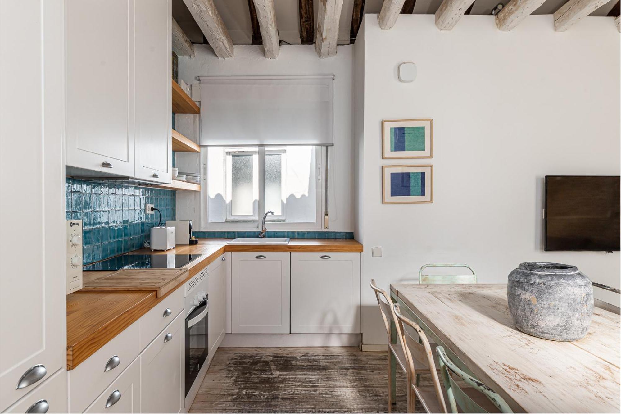Bnbholder Stunning Duplex Sol Apartment Madrid