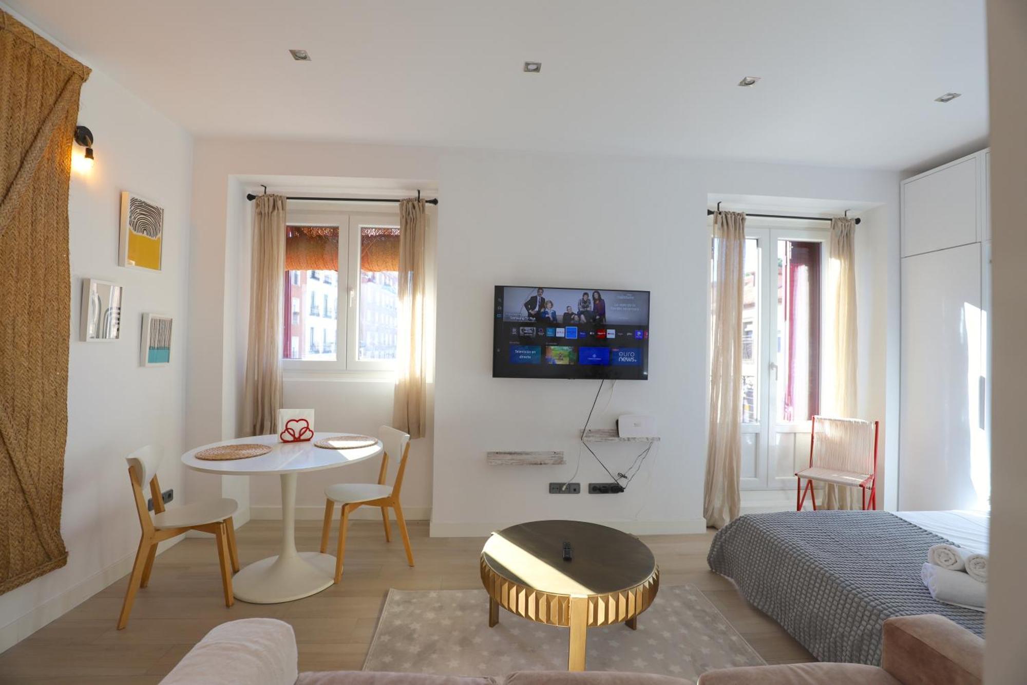 Estudios Plaza Comendadora Apartamento