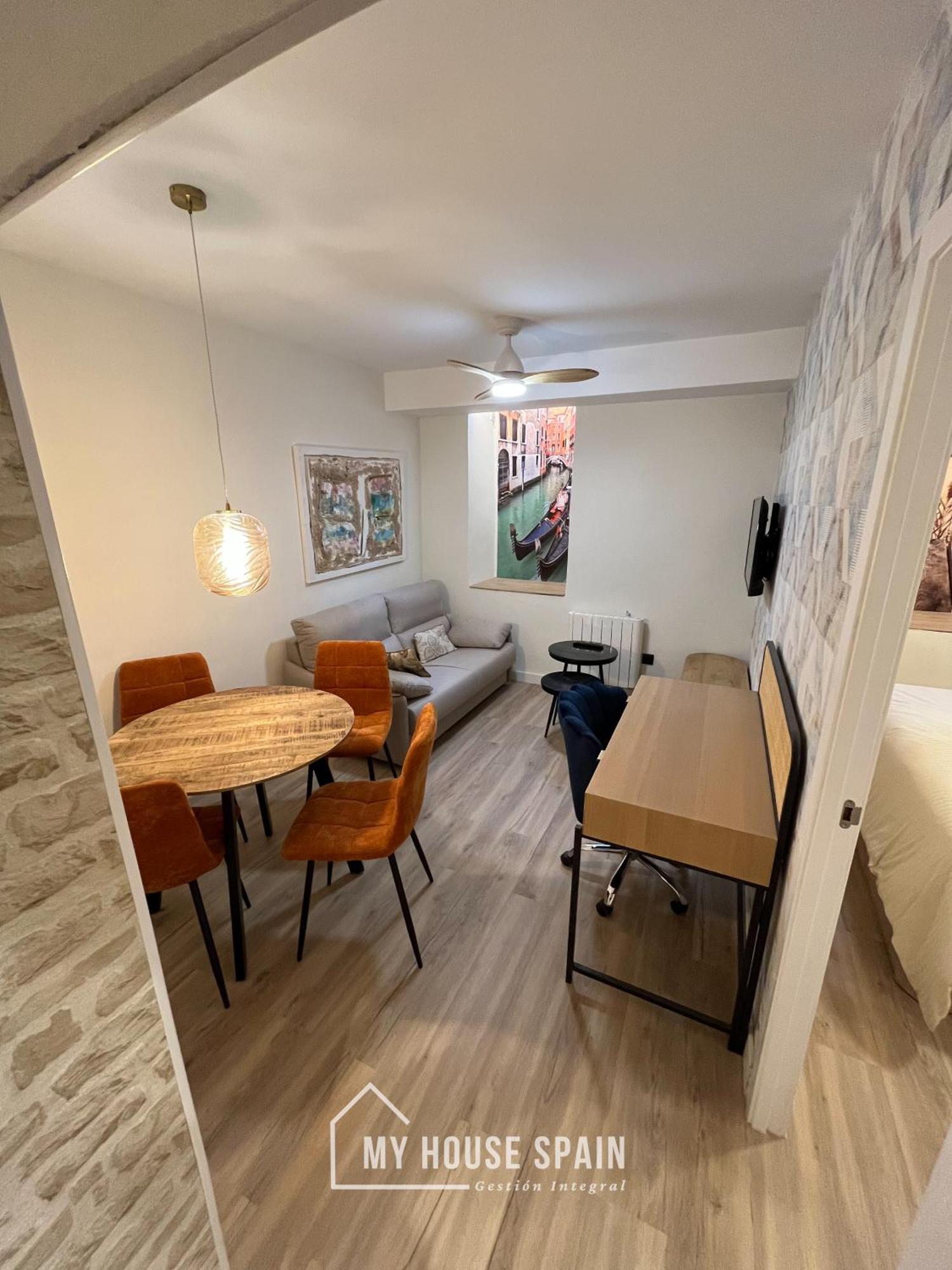 Myhousespain - Radiante Apartamento En Lavapies *