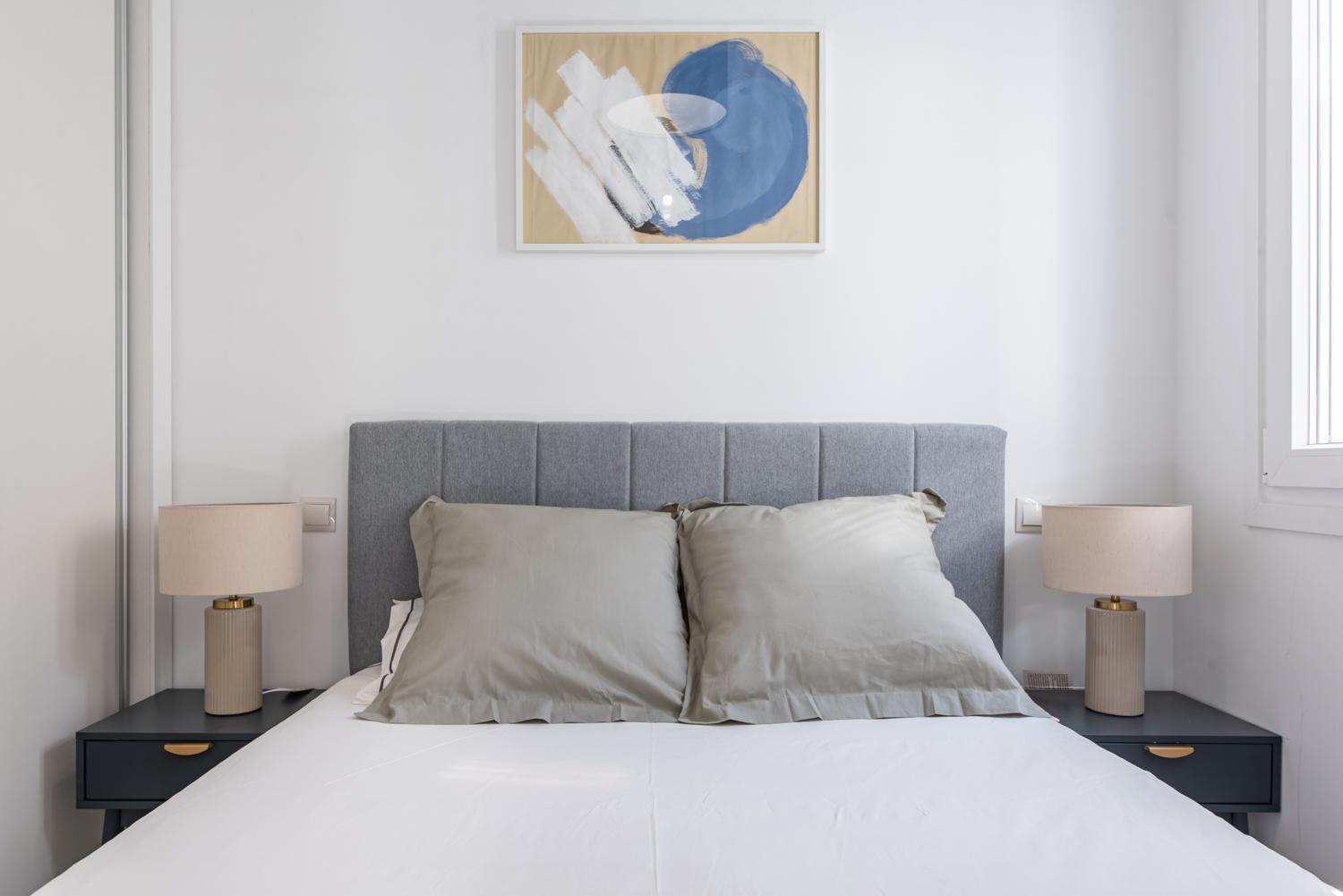 Deluxe. 2br 1bt. Elevator. Apartamento *