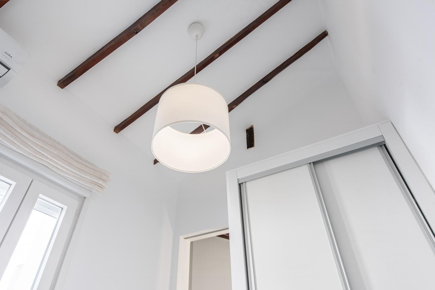 Deluxe. 2br 1bt. Elevator. Apartamento