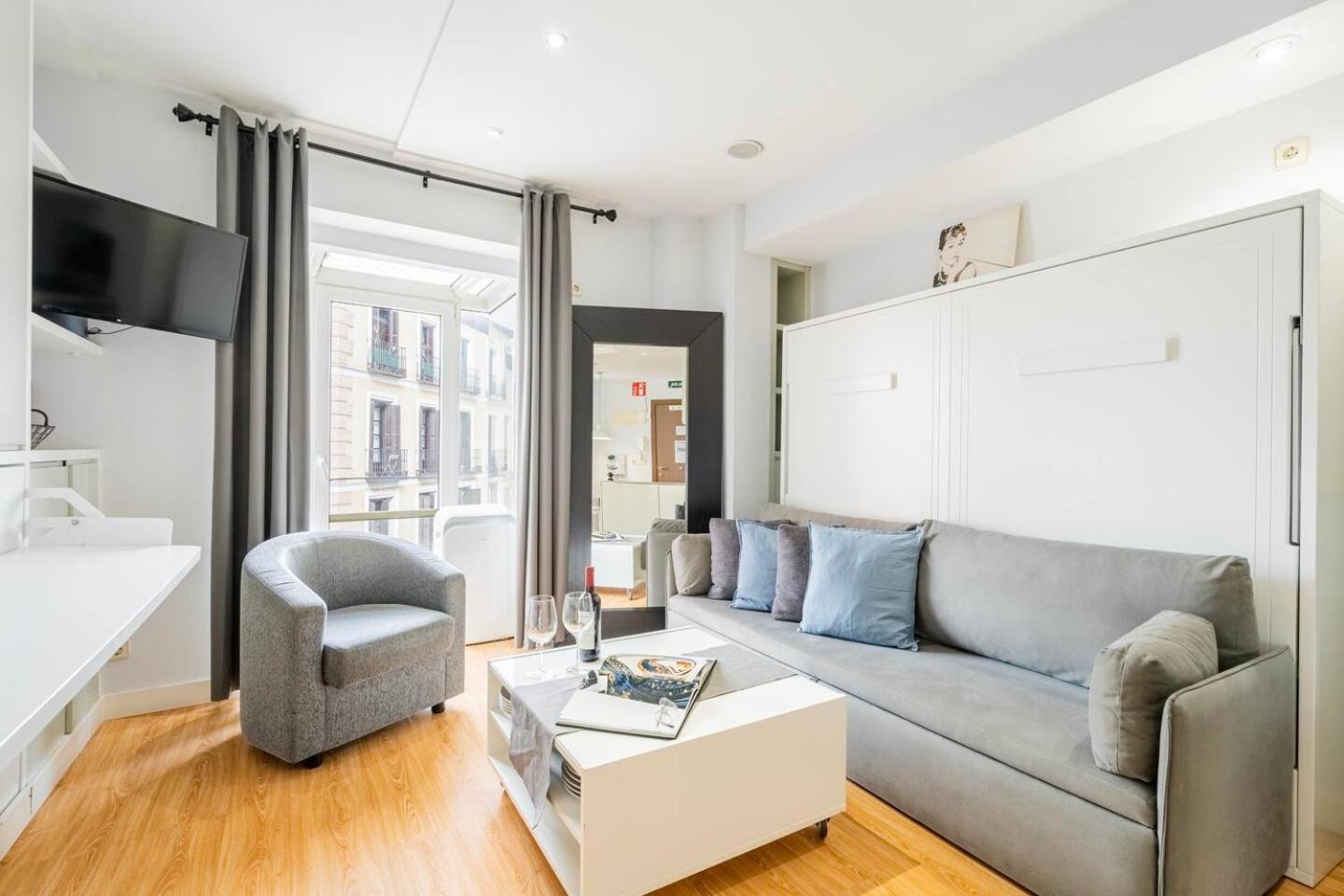 Con Balcon A Calle Mayor Ideal Parejas * Madrid