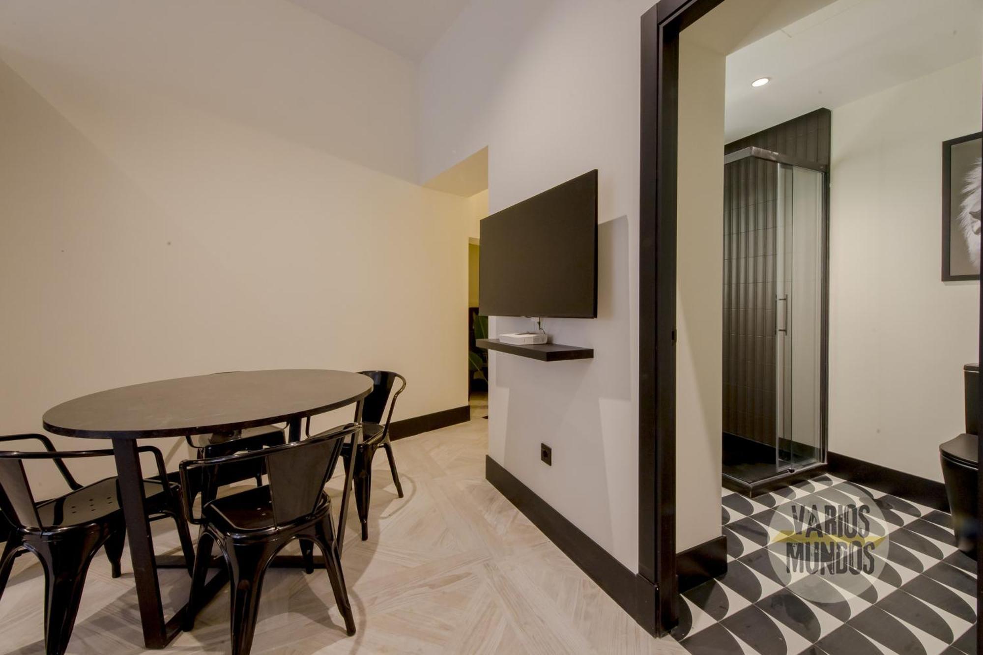Deluxe En El Centro De 9pax E3 Apartment *