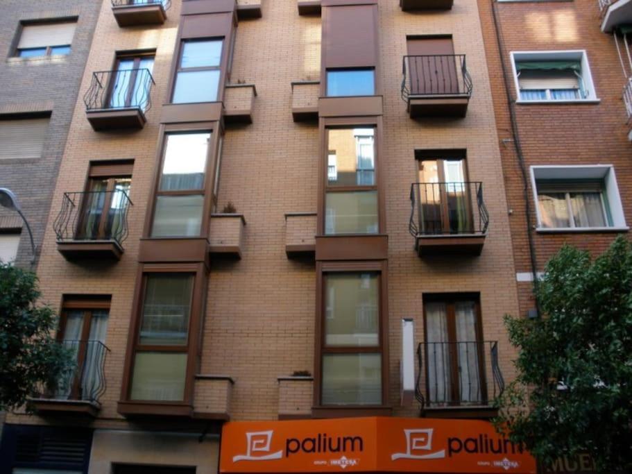 Apartment Balcon Con Luz Natural *