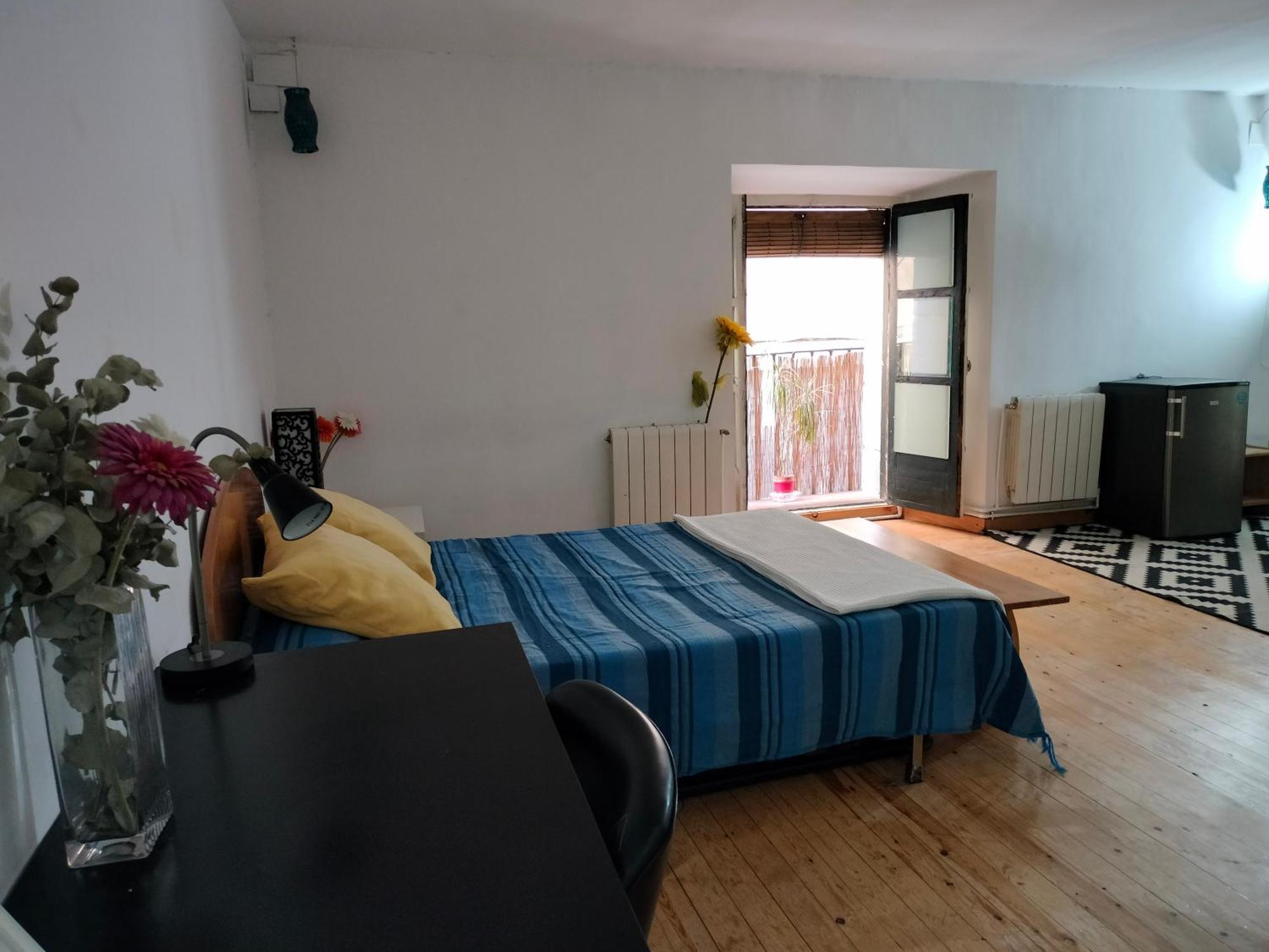 Habitación en casa particular Gran Con Balcon En Tirso De Molina Madrid