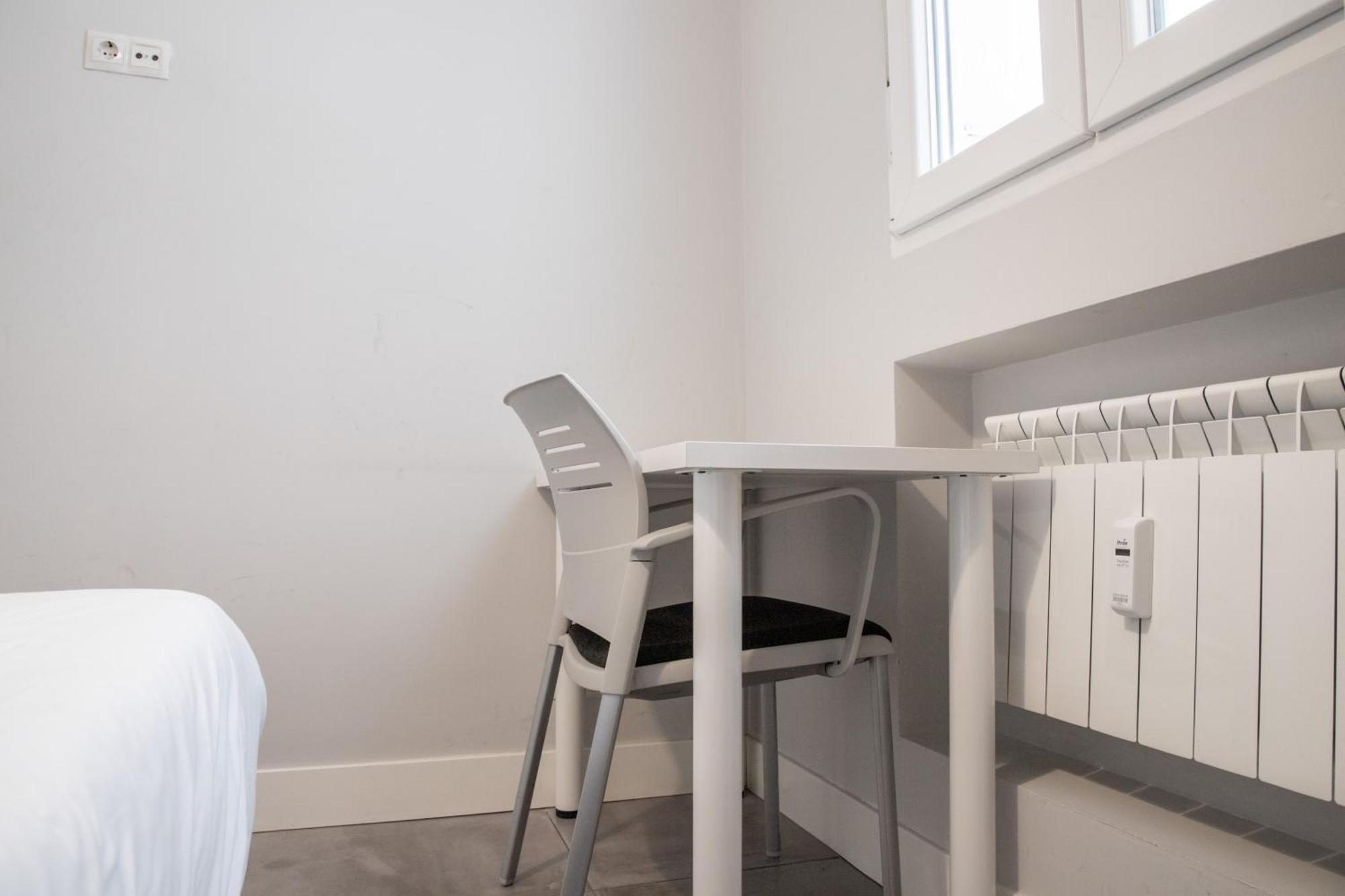 Apartamento Luminoso & Moderno 4 En Retiro