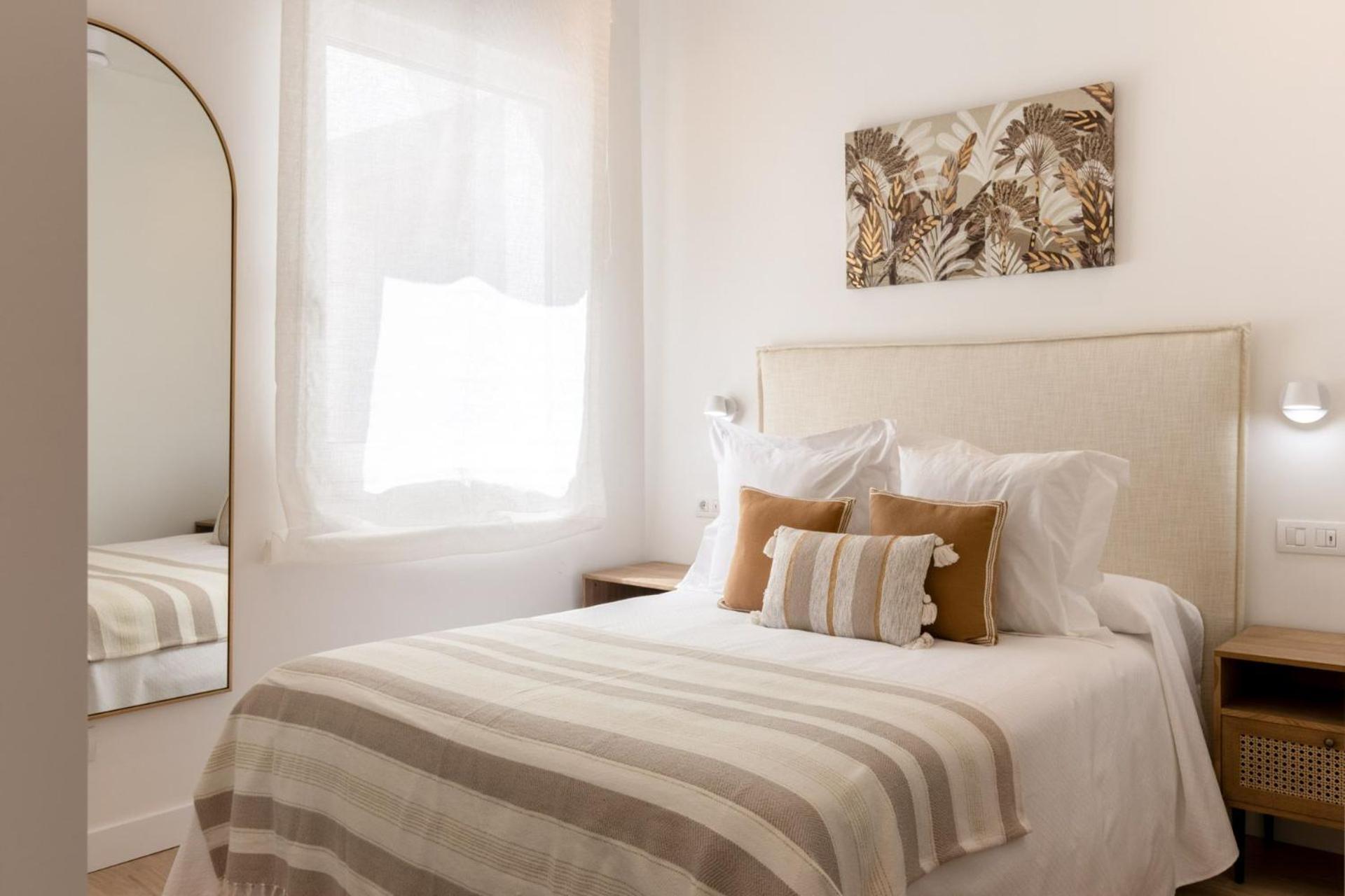 Apartamento Trendy Malasana For 4 Ideal Getaway, Madera Ii *