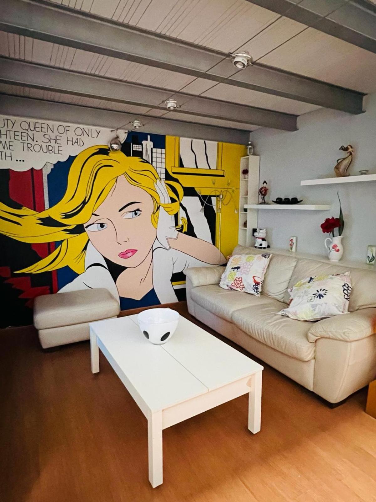 Palafox Apartment *