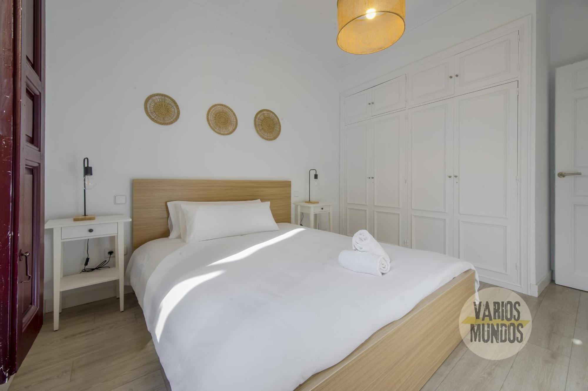 Elegant 4pax En Letras-cortes Apartment