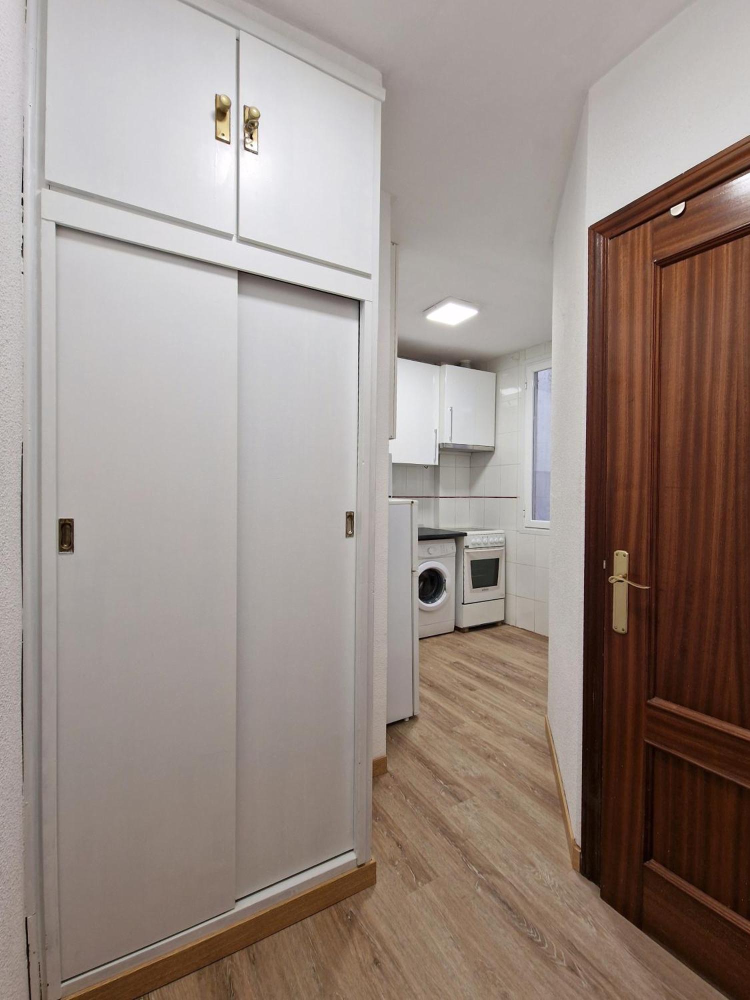 Appartement Mayor Calle, Alojate En El Centro Historico De Madrid, Junto A Plaza Mayor Y Mercado De San Miguel, Edificio Historico 3er Piso Sin Ascensor *