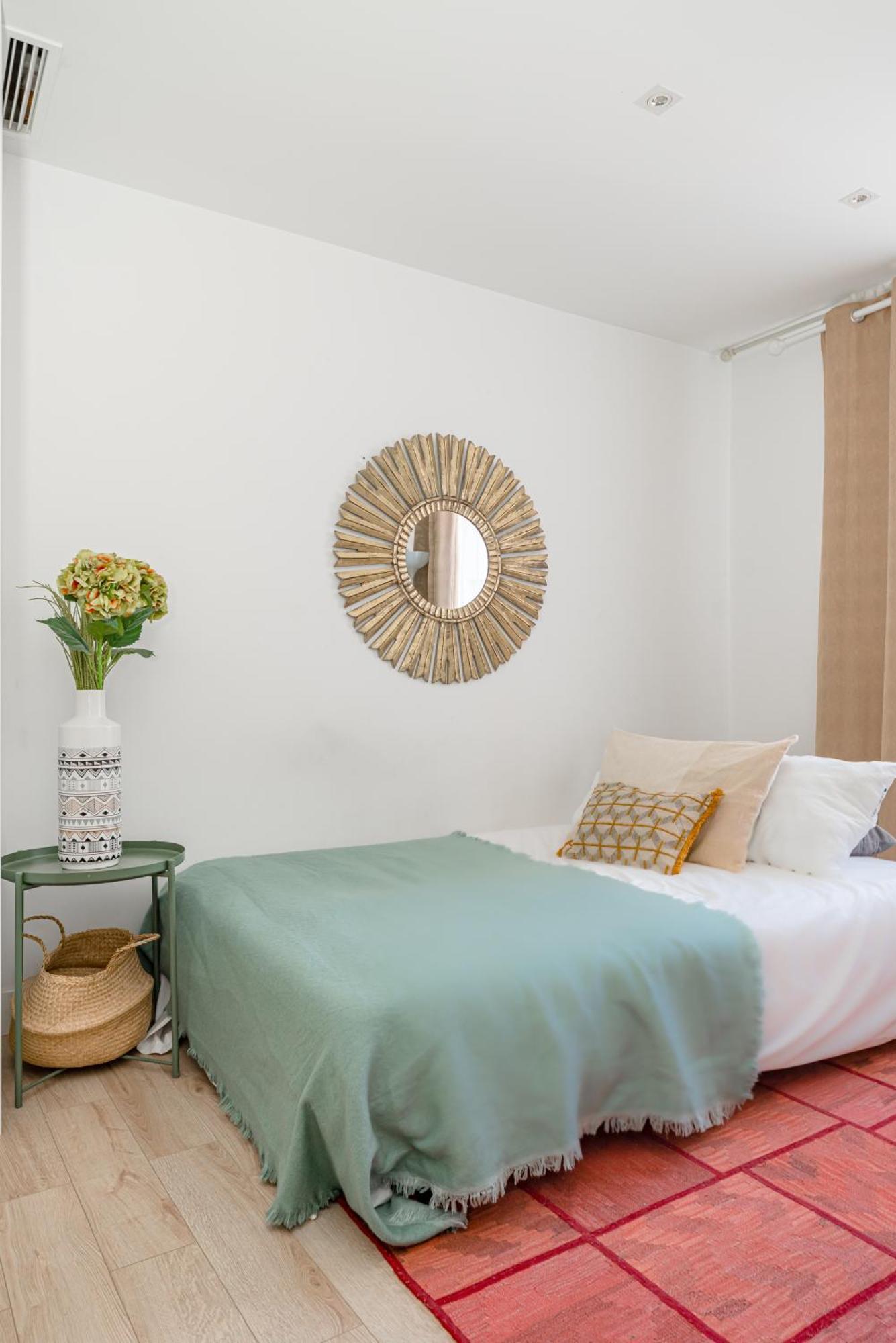 Chueca I Calle Farmacia 1br 1bh *