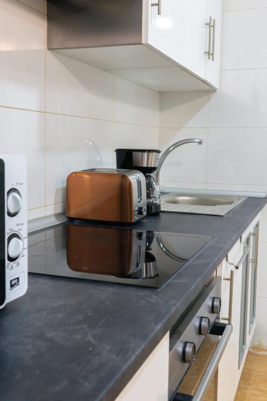 Ev4 Hakuna Loft 4pax Metro Apartment Madrid