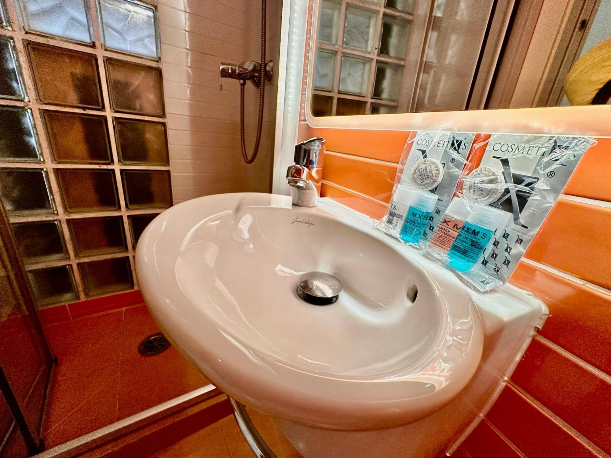 Apartamento Wakaflats 3, Centro Madrid, Chueca, Barbi *