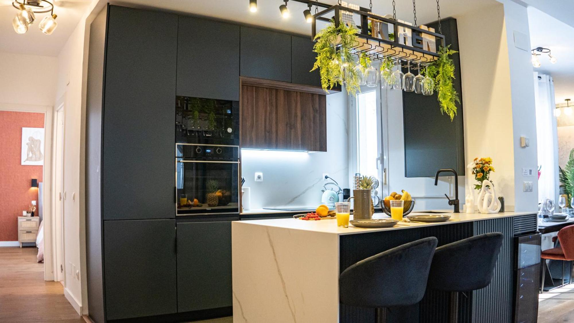 Penthouse Gran-via Luxury Private Flat - 2bd Apartment *