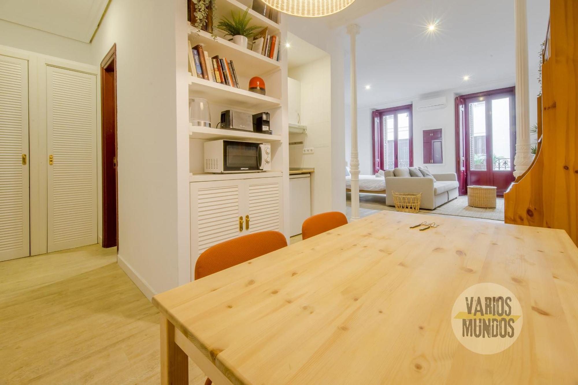 Beautiful Loft 3pax En Huertas-cortes Apartamento Madrid
