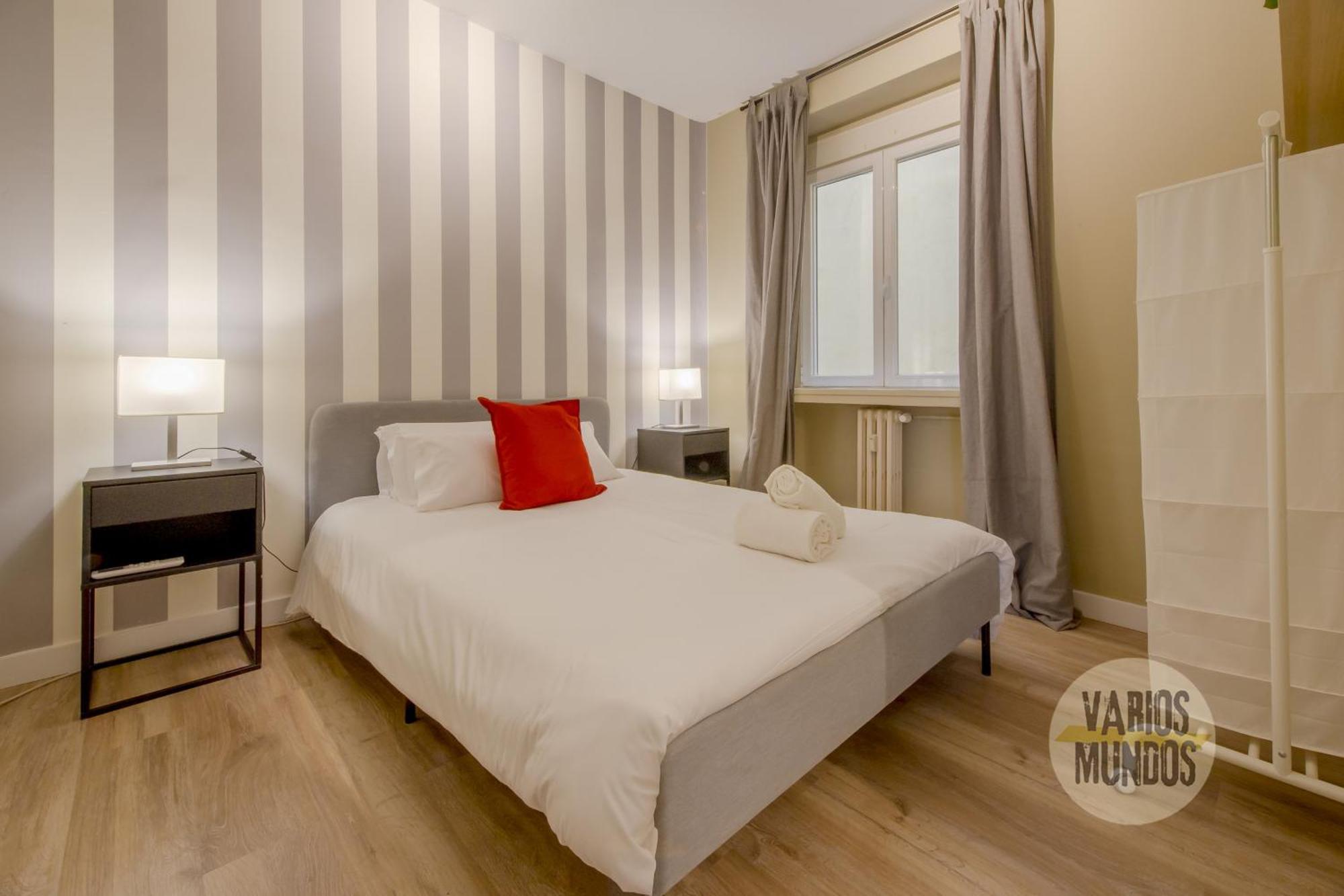 Appartement Practico 7pax En Calle Santa Ana Centro De Madrid