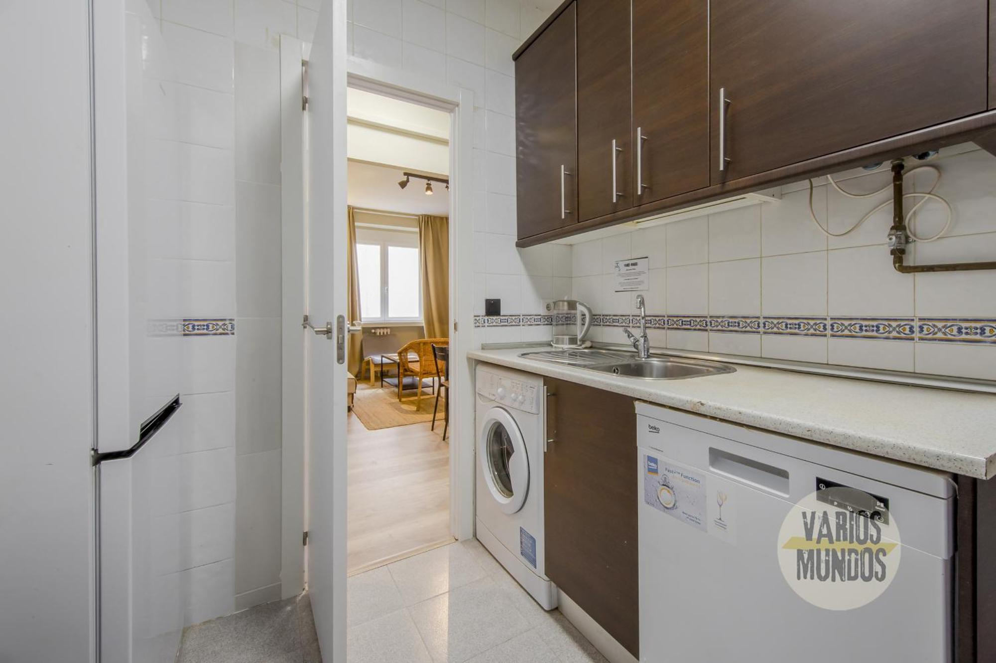 Appartement Practico 7pax En Calle Santa Ana Centro De *