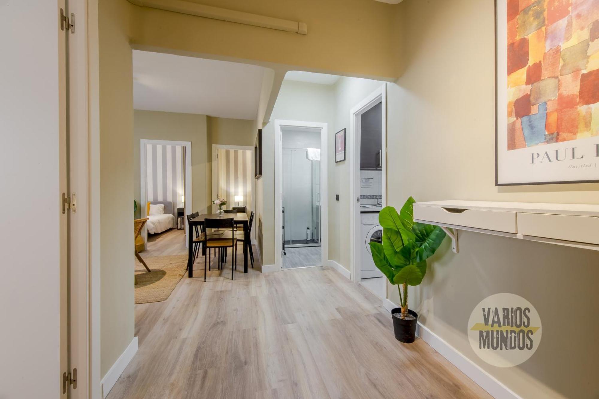 Practico 7pax En Calle Santa Ana Centro De Appartement Madrid