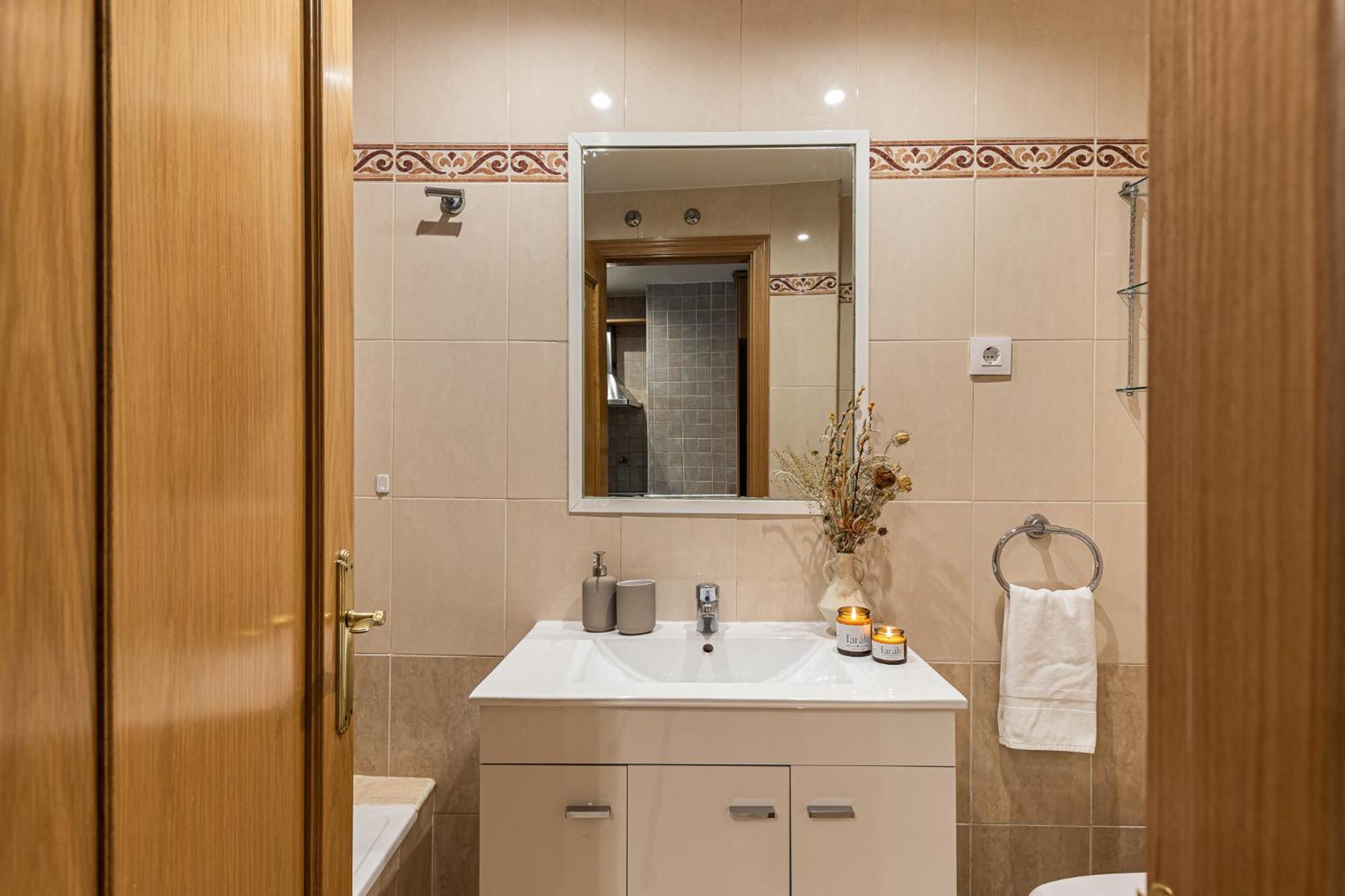 Apartamento Waou Gran Via Iii - Corta Duracion