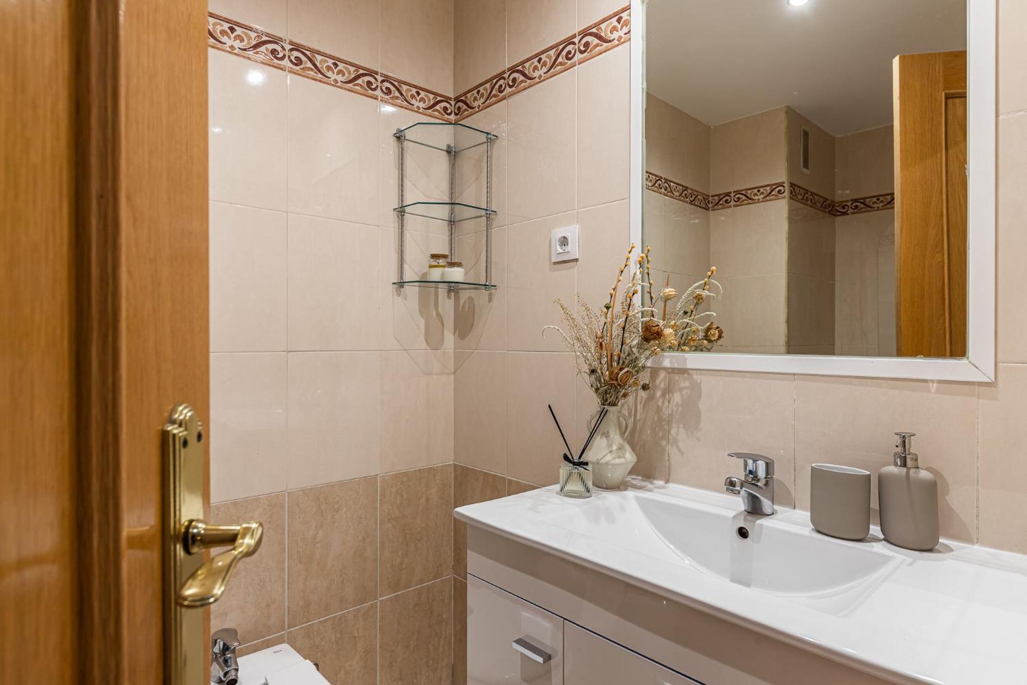 Apartamento Waou Gran Via I - Corta Duracion *