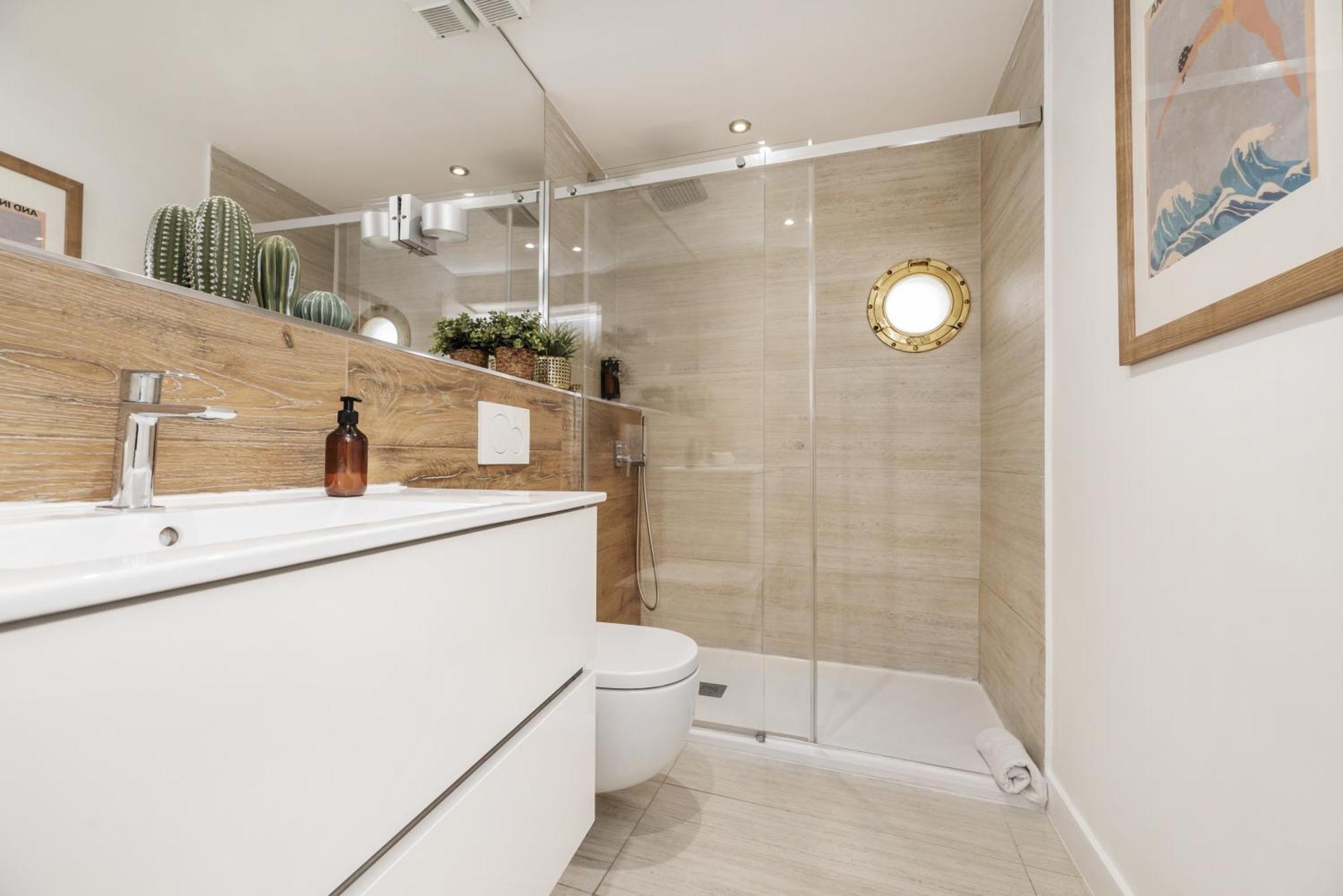 Coqueto Atico Apartment Madrid