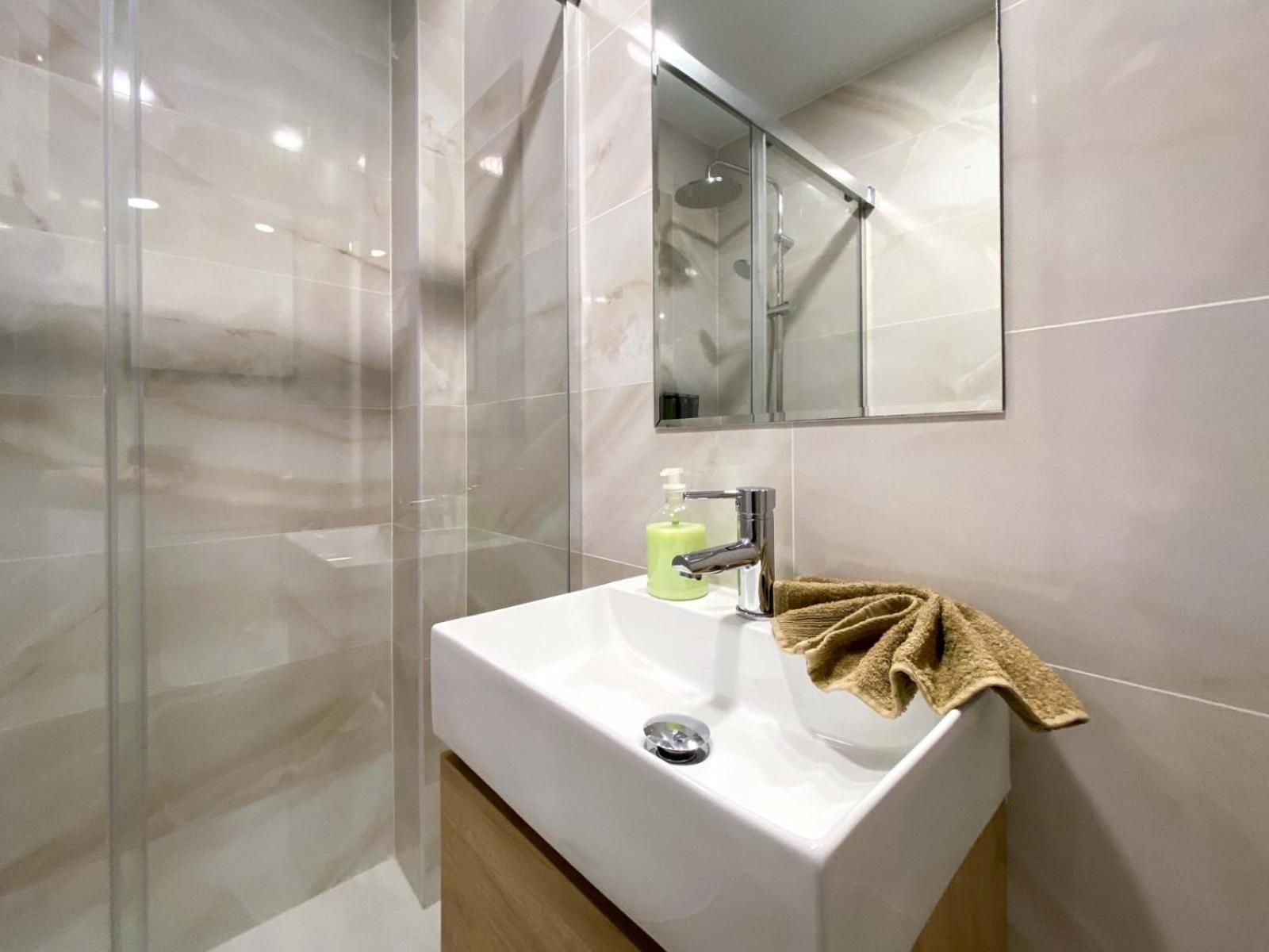 Apartamento Refugio 2br Y 2ba Azca/bernabeu Madri