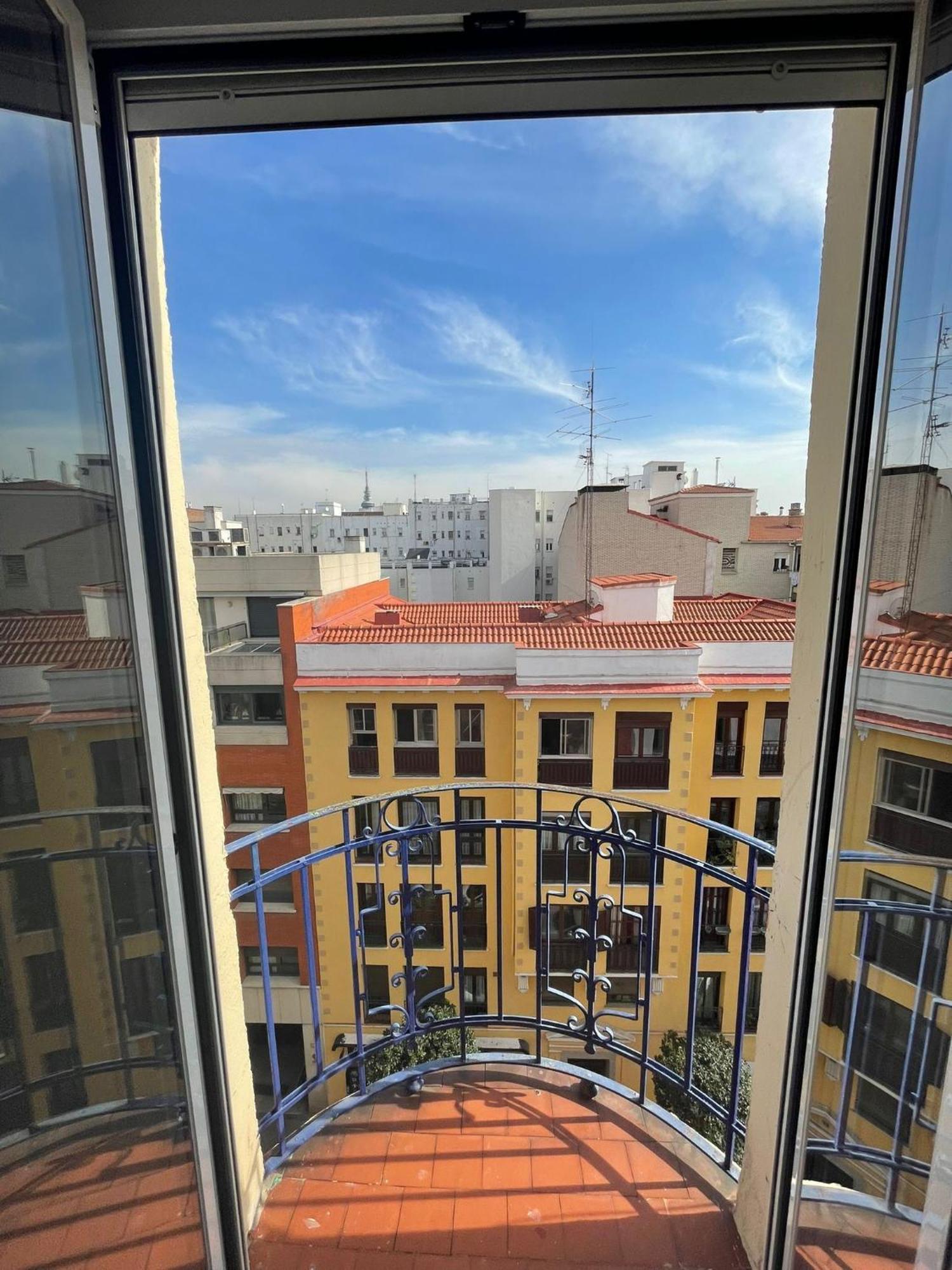 Estudio Con Terraza Ibizaretiro Ii Homestay *