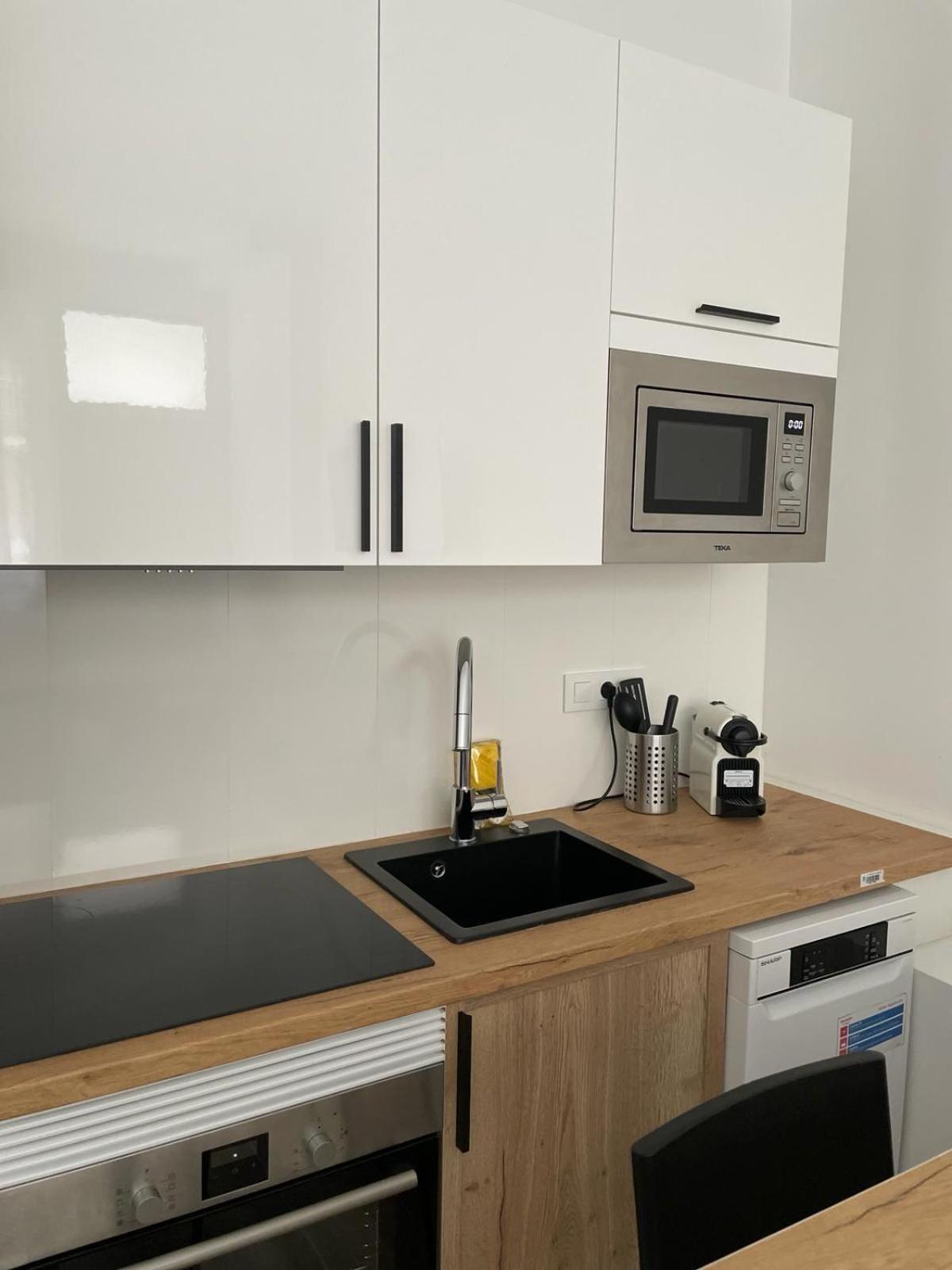 Exyca Metropolitano Apartamento Madrid
