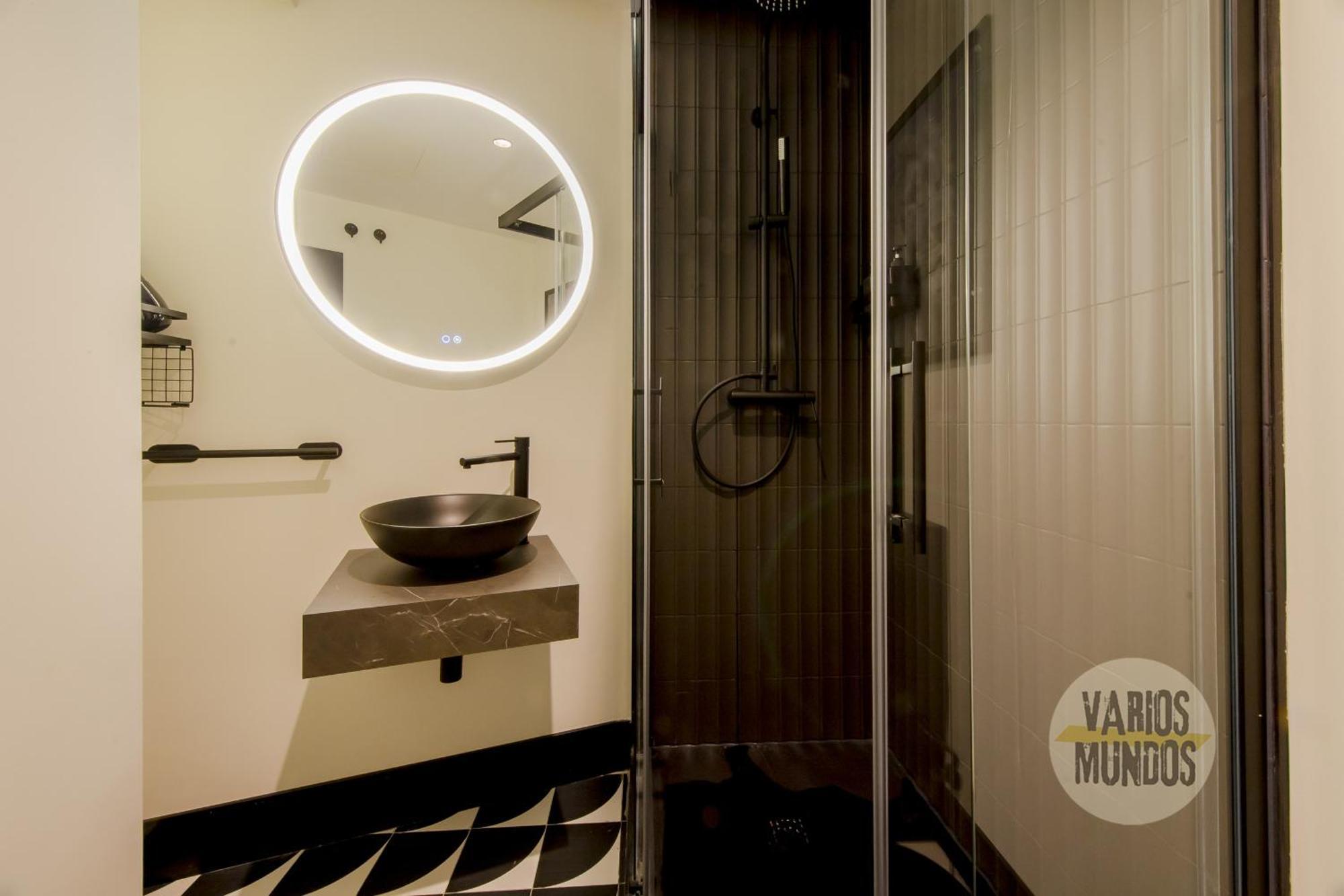 Deluxe En El Centro De 9pax E3 Apartment *