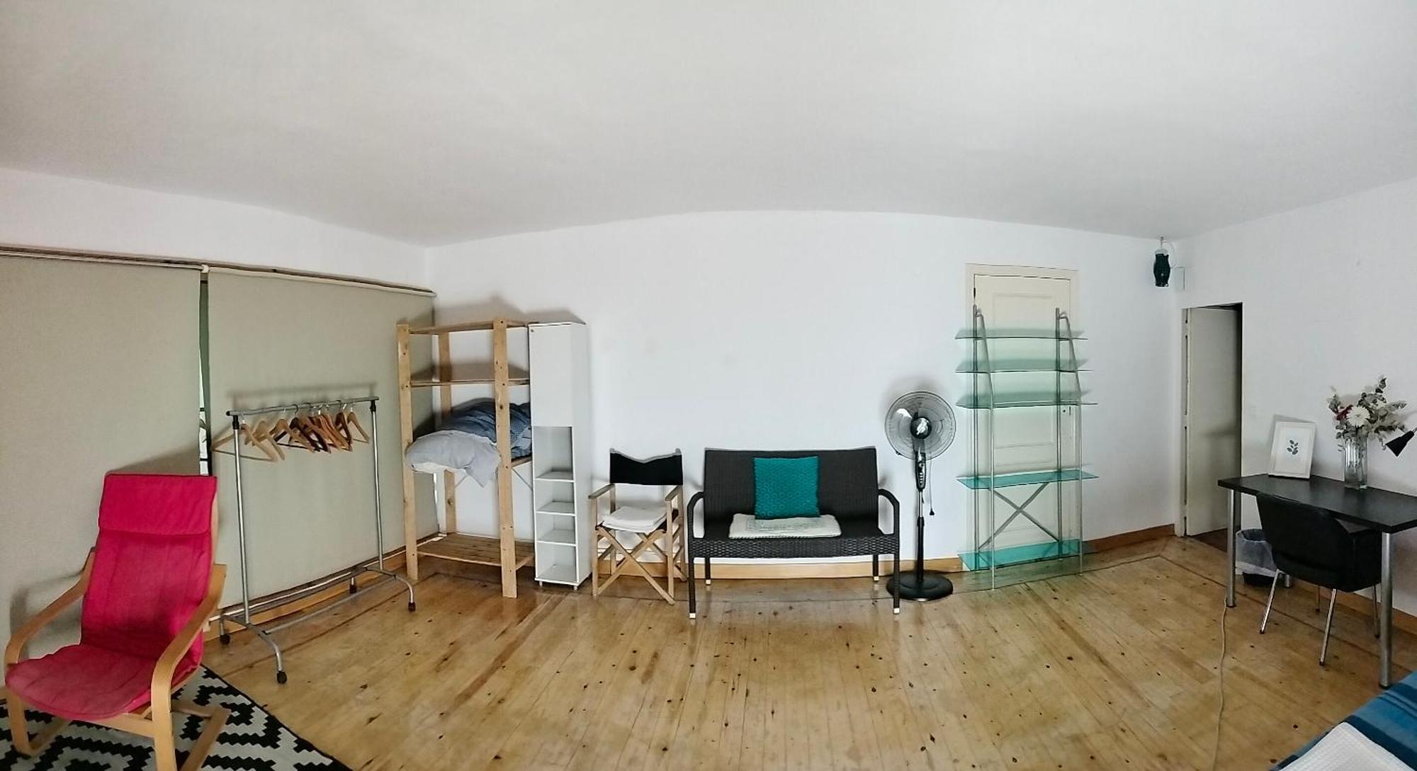 Gran Con Balcon En Tirso De Molina Habitación en casa particular Madrid