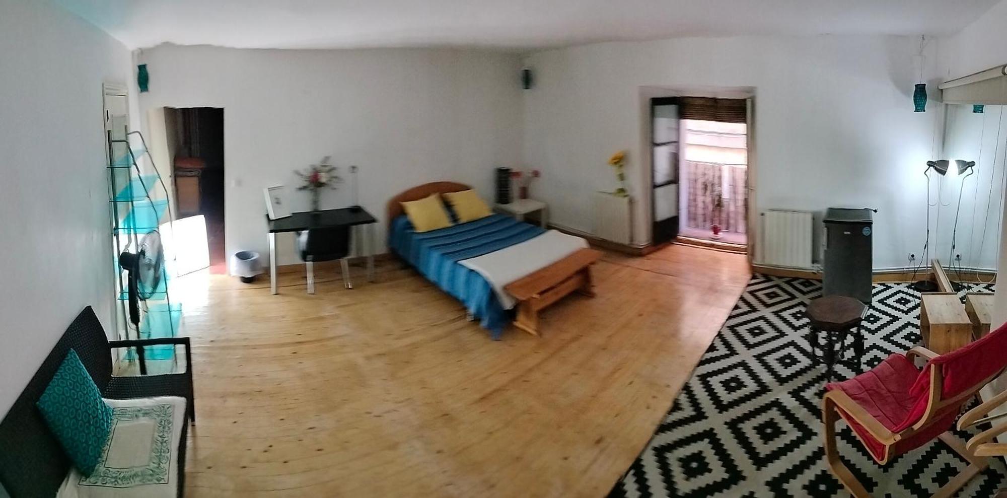 Gran Con Balcon En Tirso De Molina Habitación en casa particular *