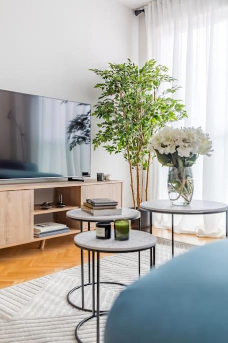 Appartement Con Parking Y Piscina *