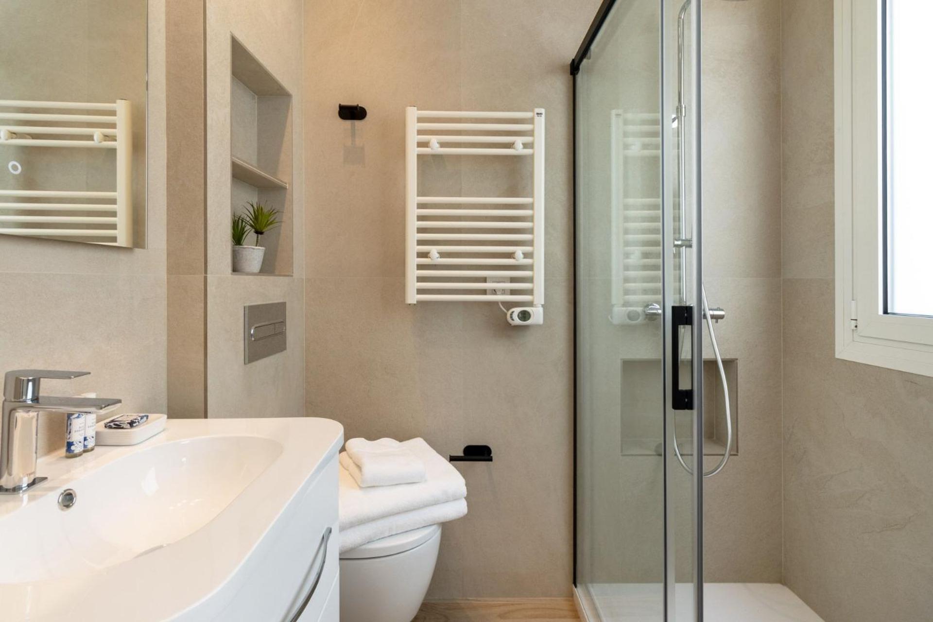 Apartamento Trendy Malasana For 4 Ideal Getaway, Madera Ii *