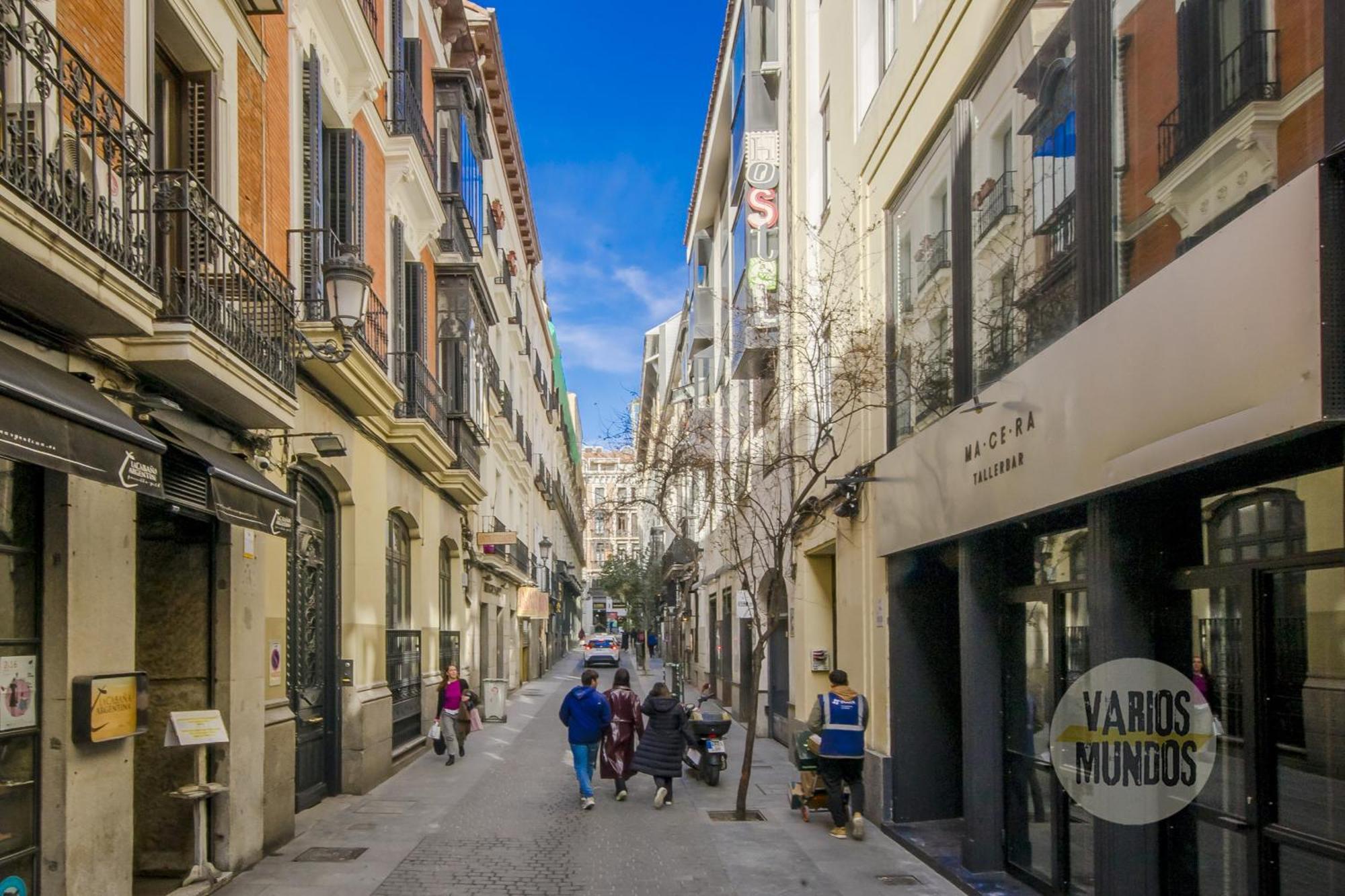 Elegant 4pax En Letras-cortes Apartment *
