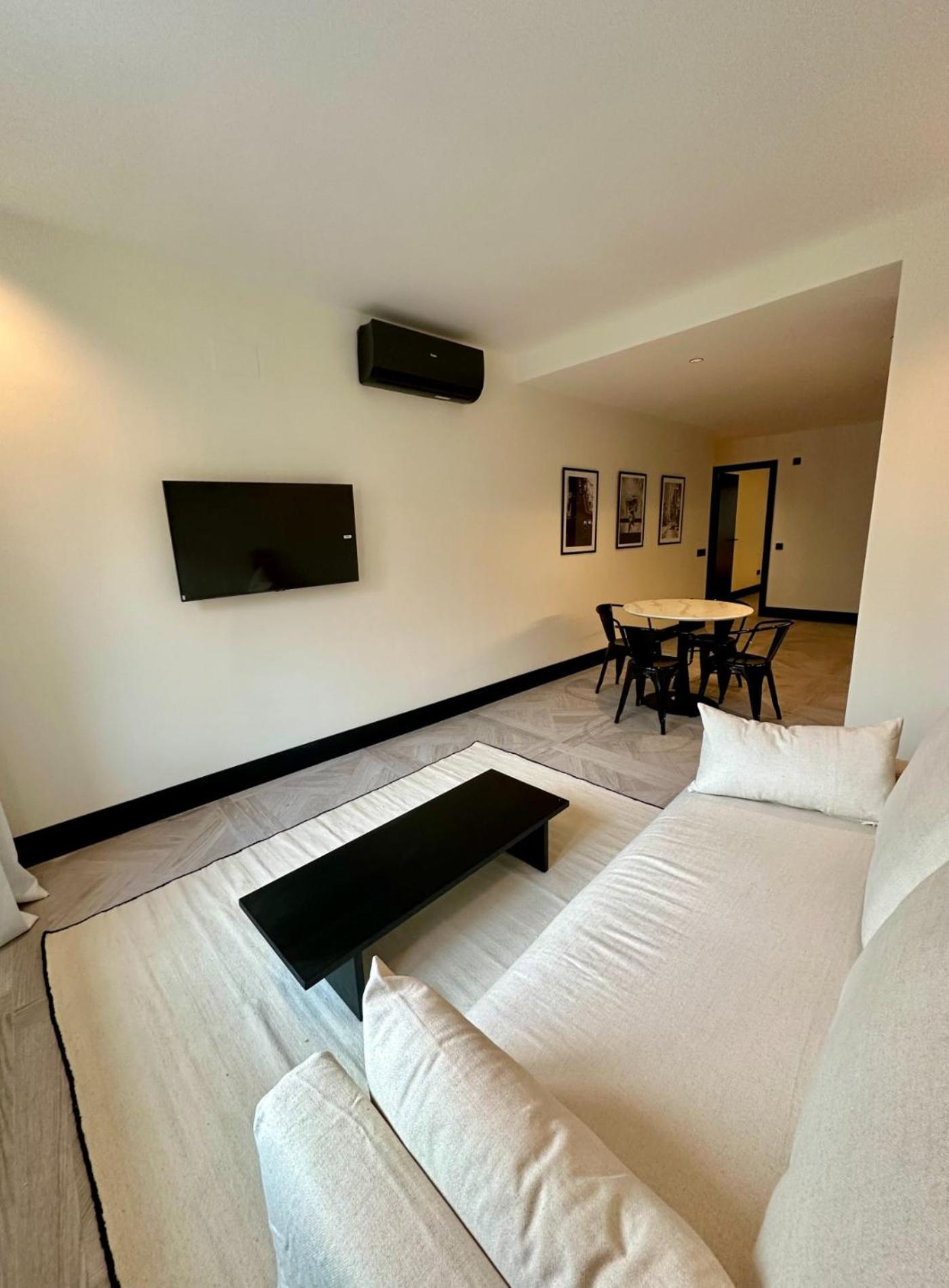 Sunny 6pax En Plaza Del Carmen-preciados E2 Apartamento Madrid