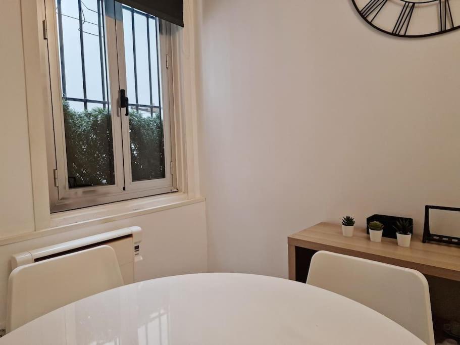 Mediodia Chica Apartamento Tipo Loft En La Latina *