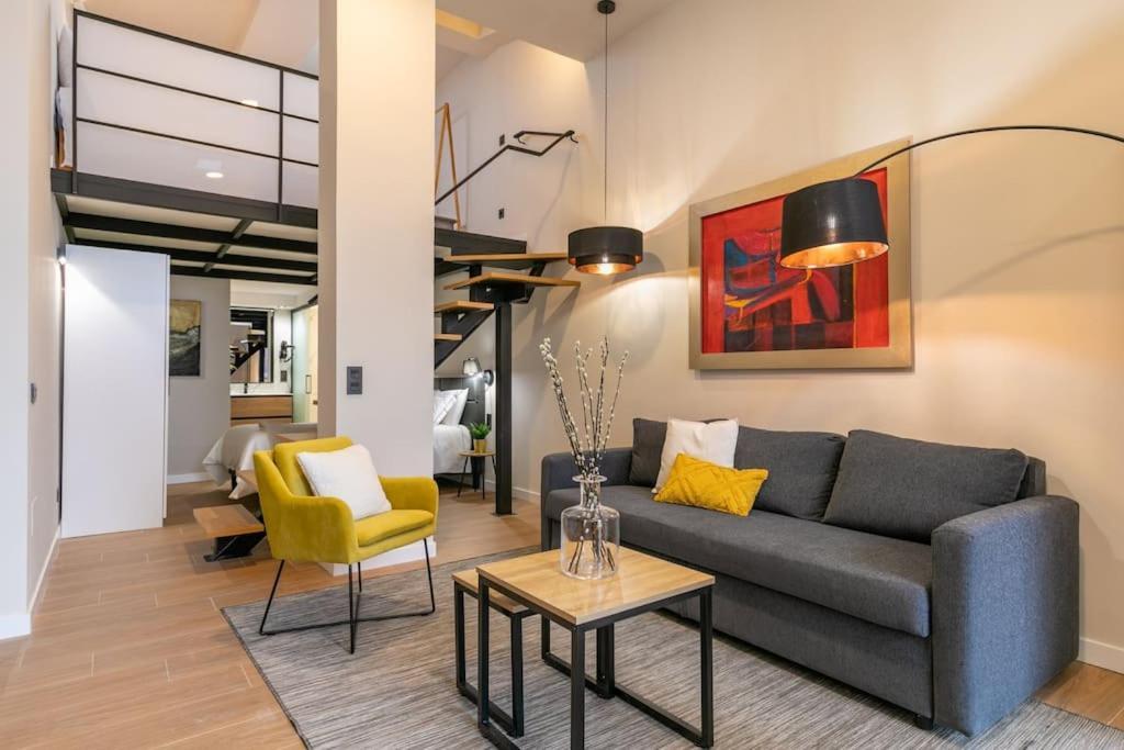 Precioso Duplex En Zona Vista Alegre En Appartement *