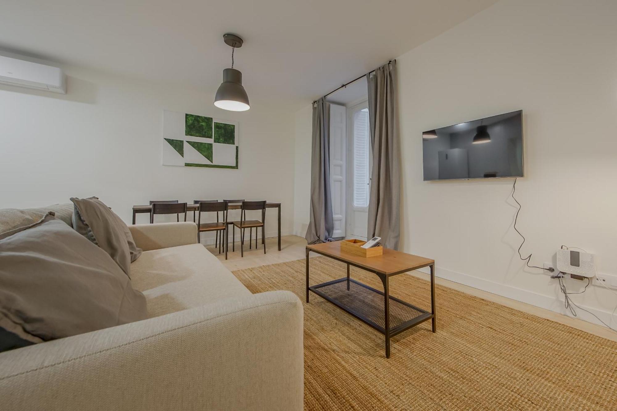 Appartamento Cozy&new 6pax En La Plaza De Tirso - E1 *