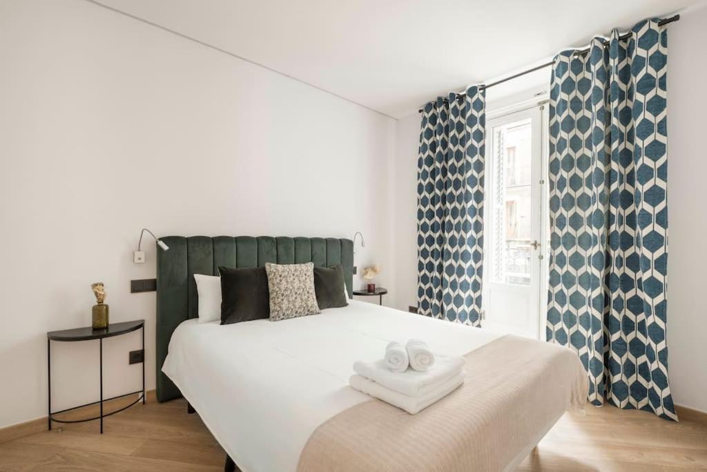 Lujoso Cerca De Plaza Mayor Apartment *