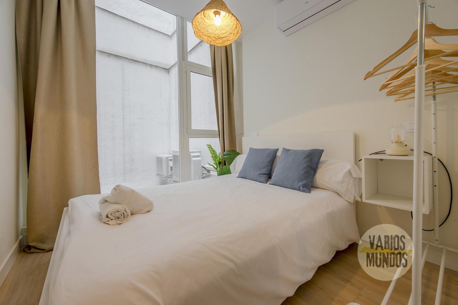 Downtown&new 9pax En La Plaza De Chueca Apartment *
