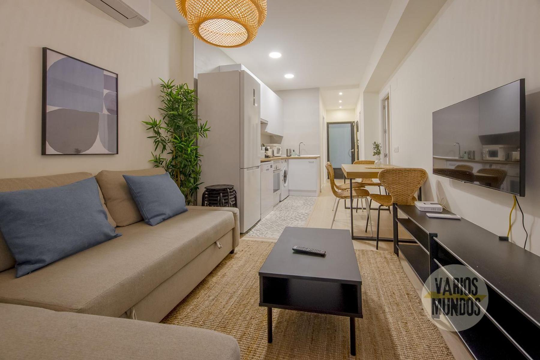 Downtown&new 9pax En La Plaza De Chueca Apartment *