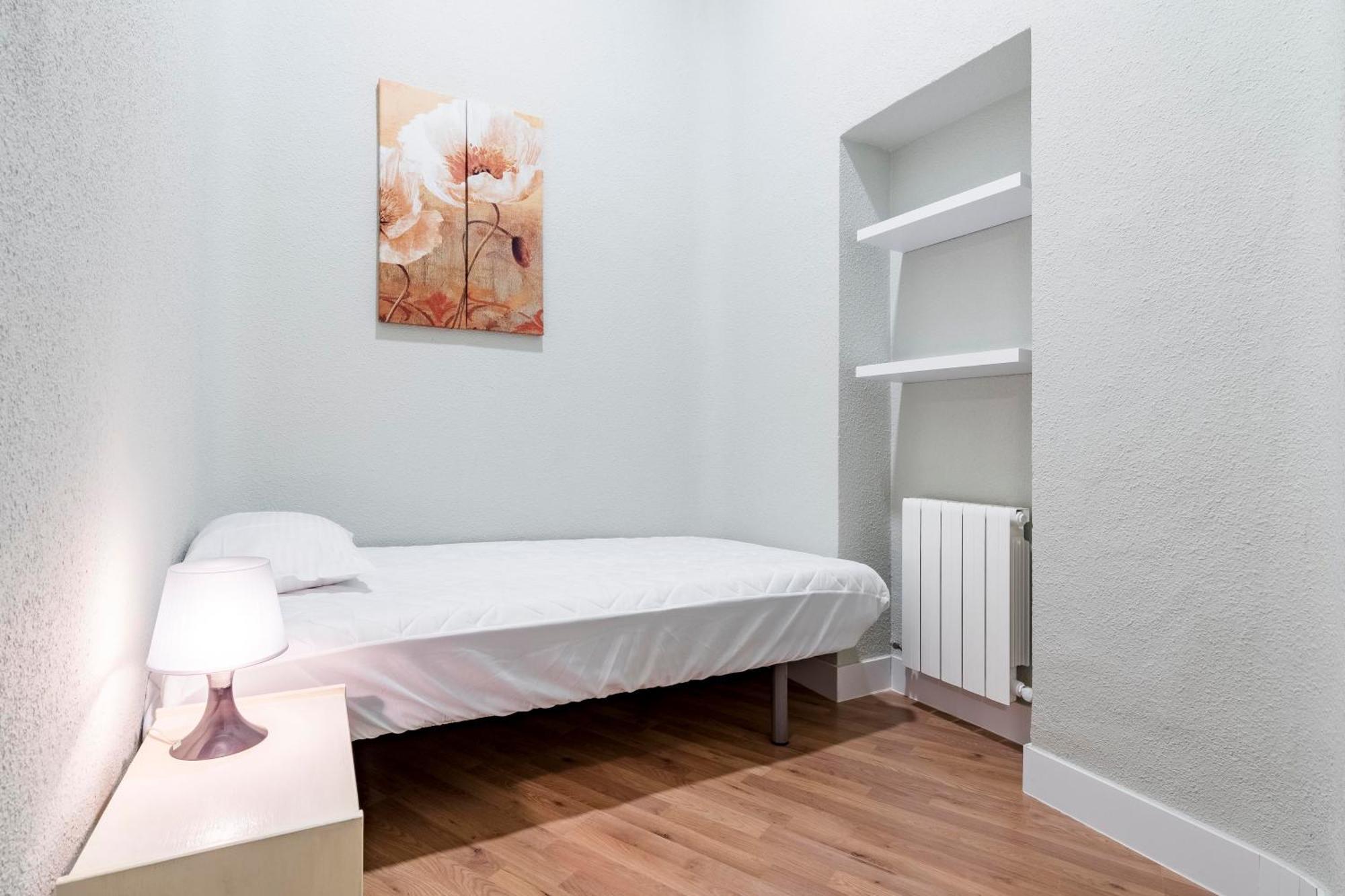 Apartamento Cozy Flat In La Latina *