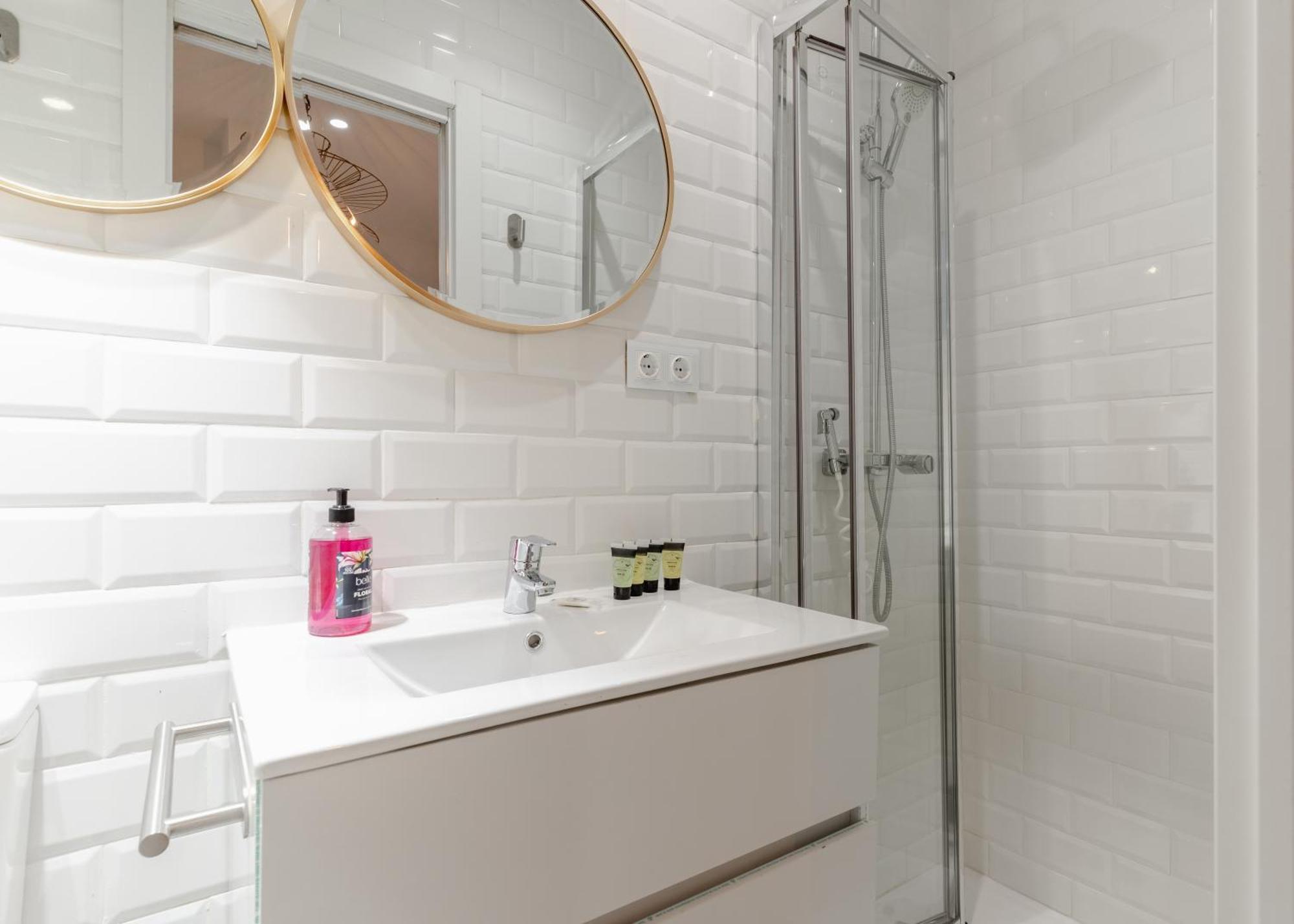 Cozy Central-2bd 2bth-chueca Apartamento